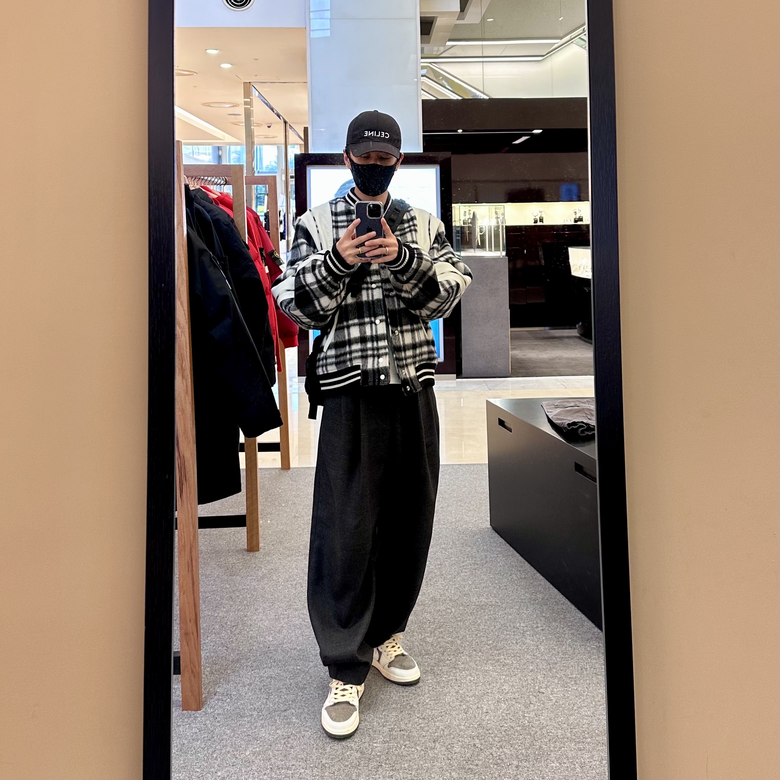 Ader Error Twit Jumper Blue, Ader Error Vrith Trousers Noir 착용 스타일