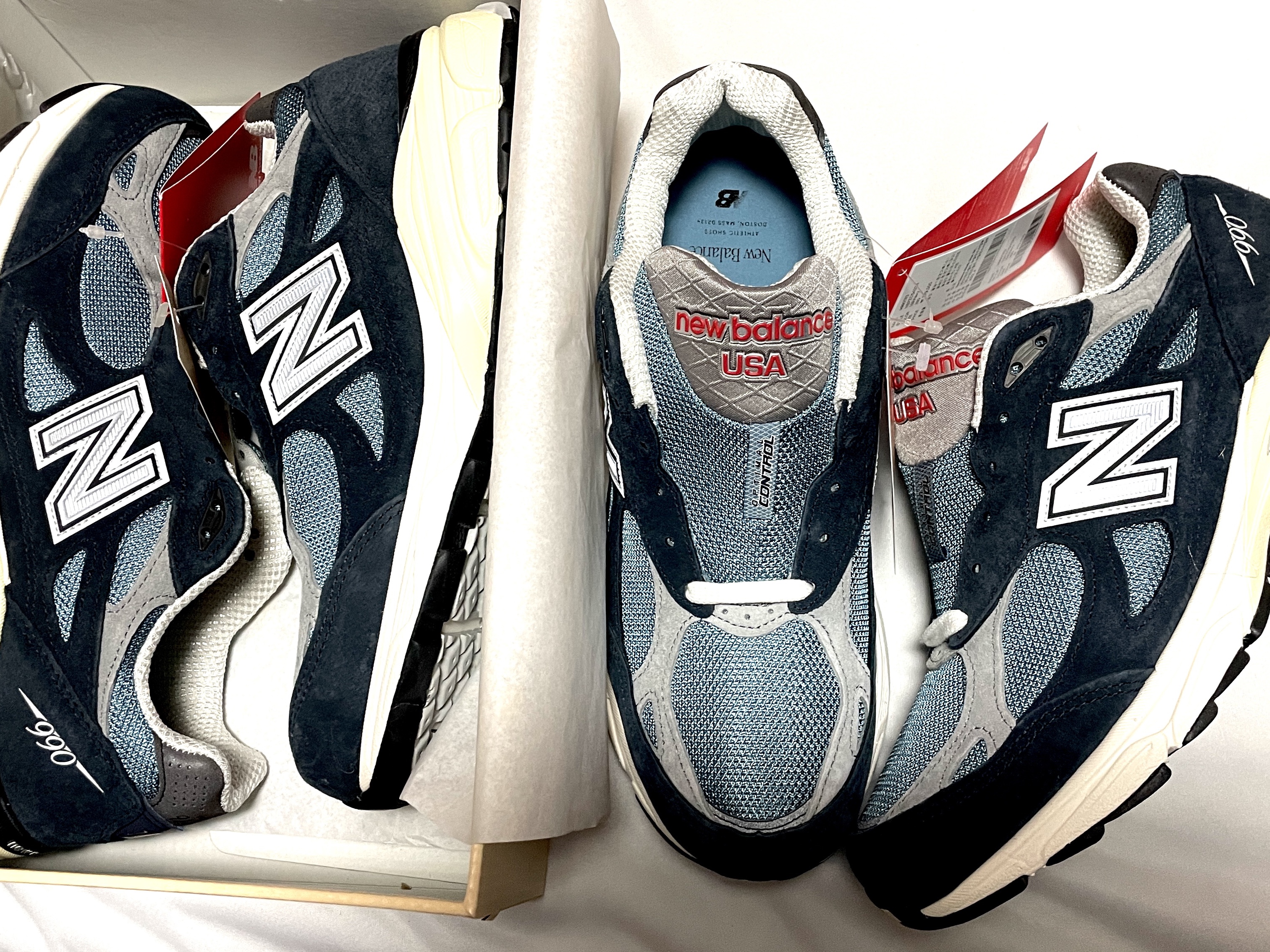 New Balance 990v3 Made in USA Navy Spring Tide 착용 스타일
