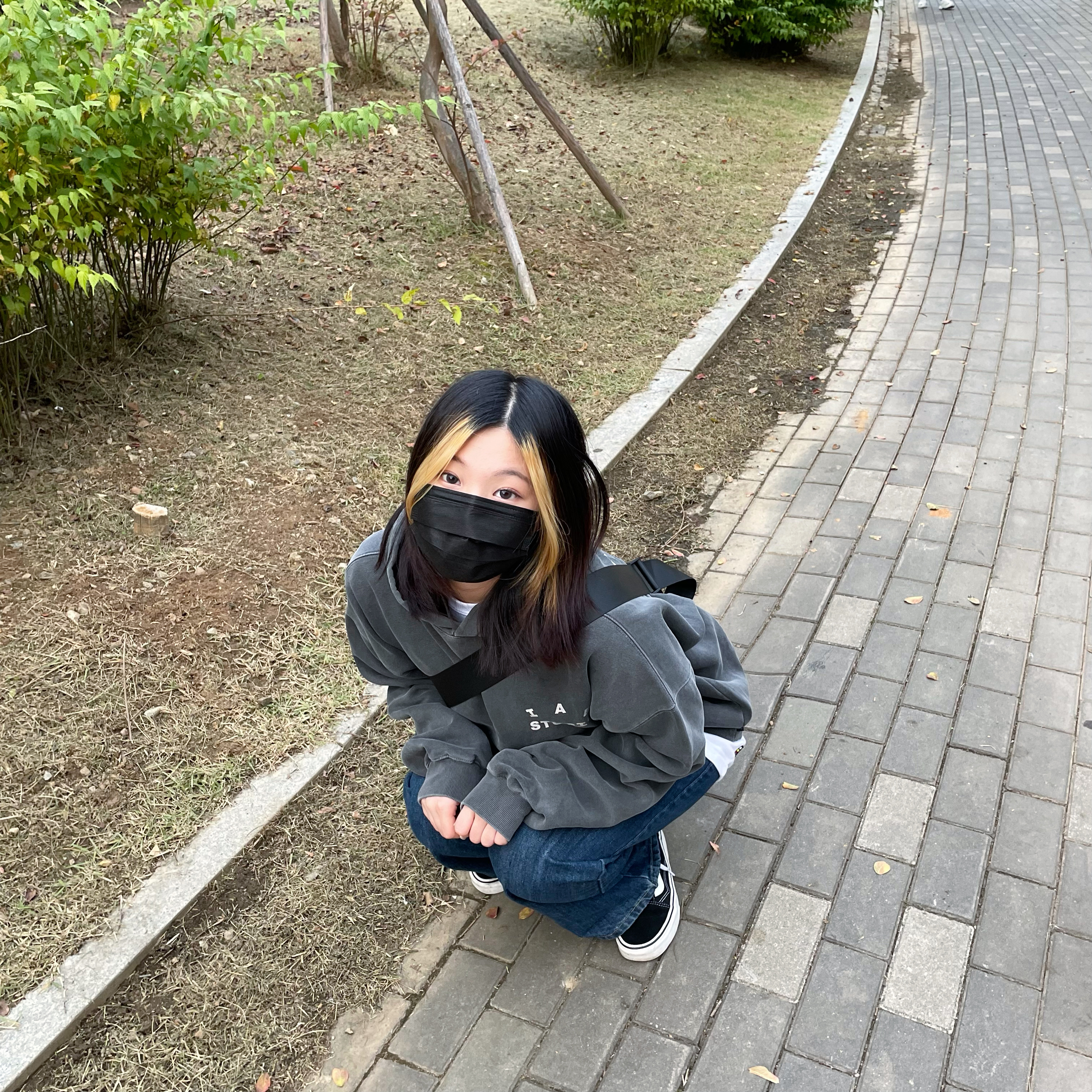 IAB Studio Pigment Hoodie & Sack Black, IAB Studio Pigment Hoodie Black 착용 스타일 - 3