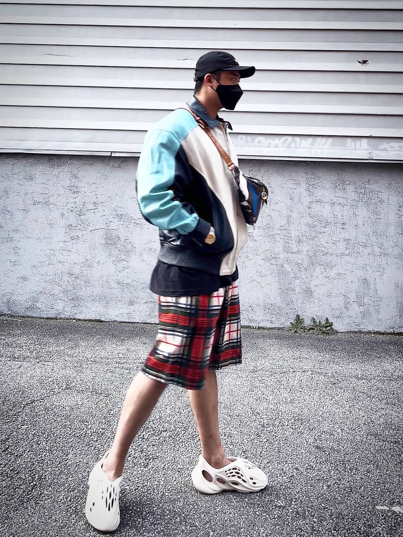 Supreme x Burberry Box Logo T-Shirt Black - 22SS, Supreme Corduroy Shorts Plaid - 22SS 착용 스타일 - 3