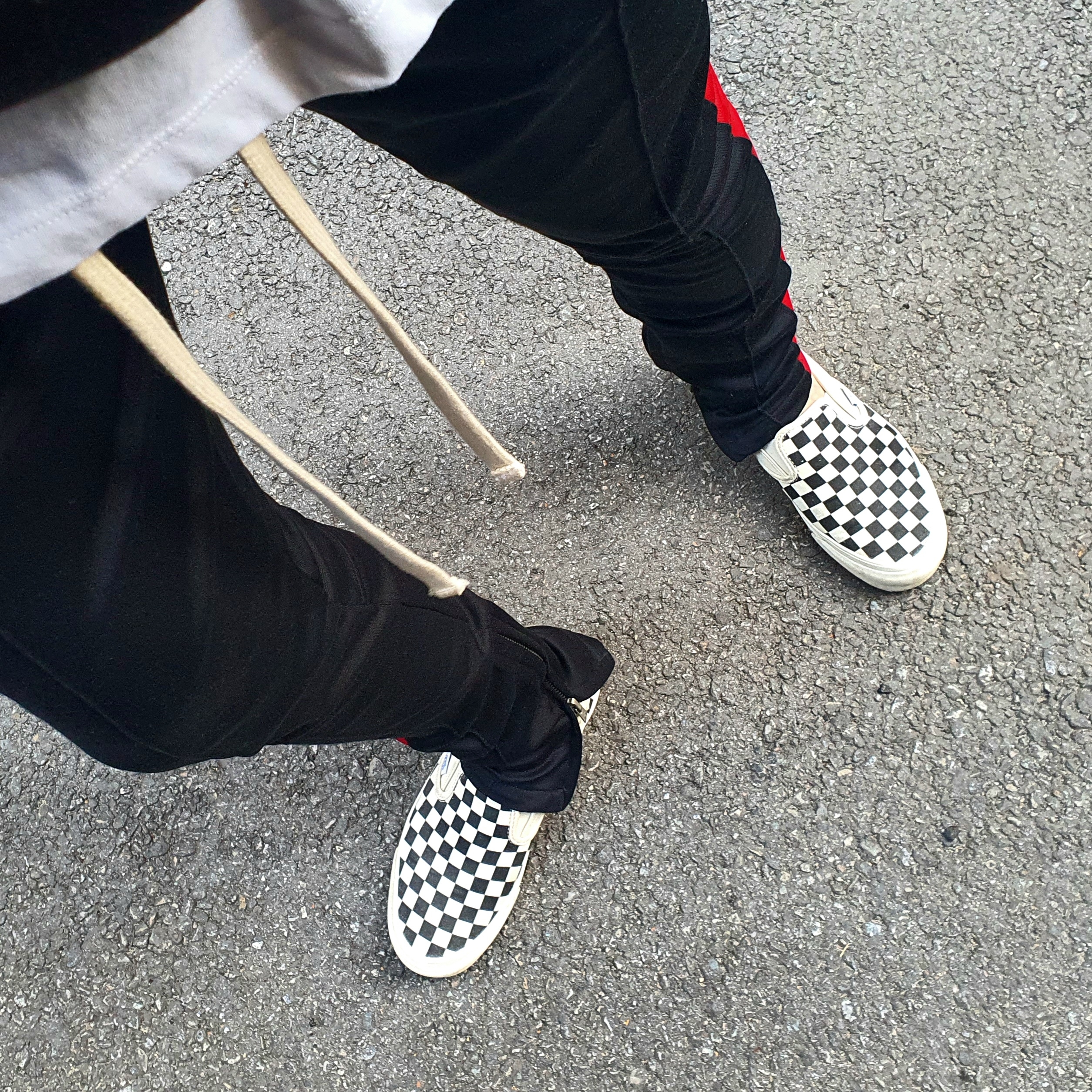 Vans Vault OG Classic Slip-On LX Checkerboard 착용 스타일 - 2