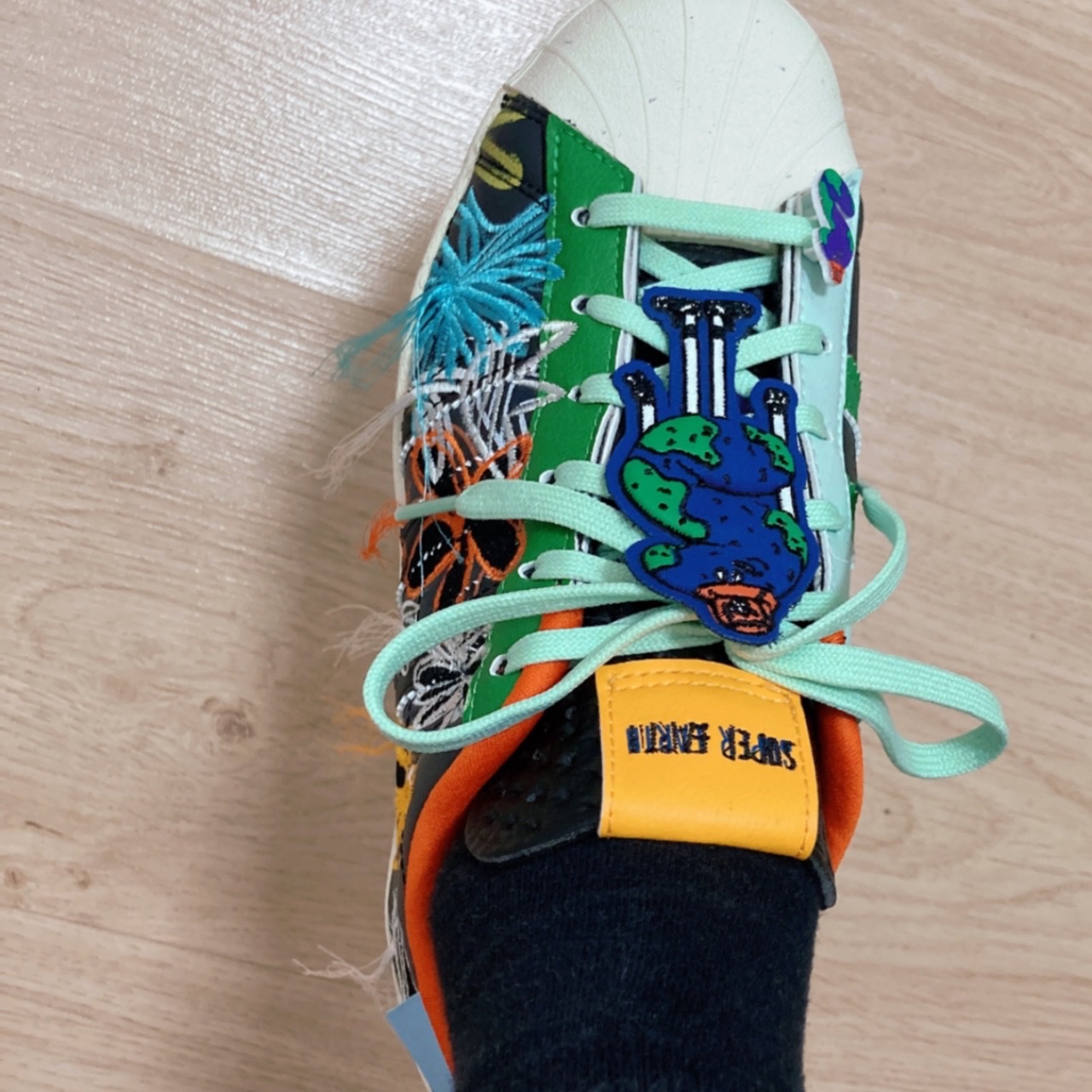 Adidas x Sean Wotherspoon Superstar Superearth Black 착용 스타일