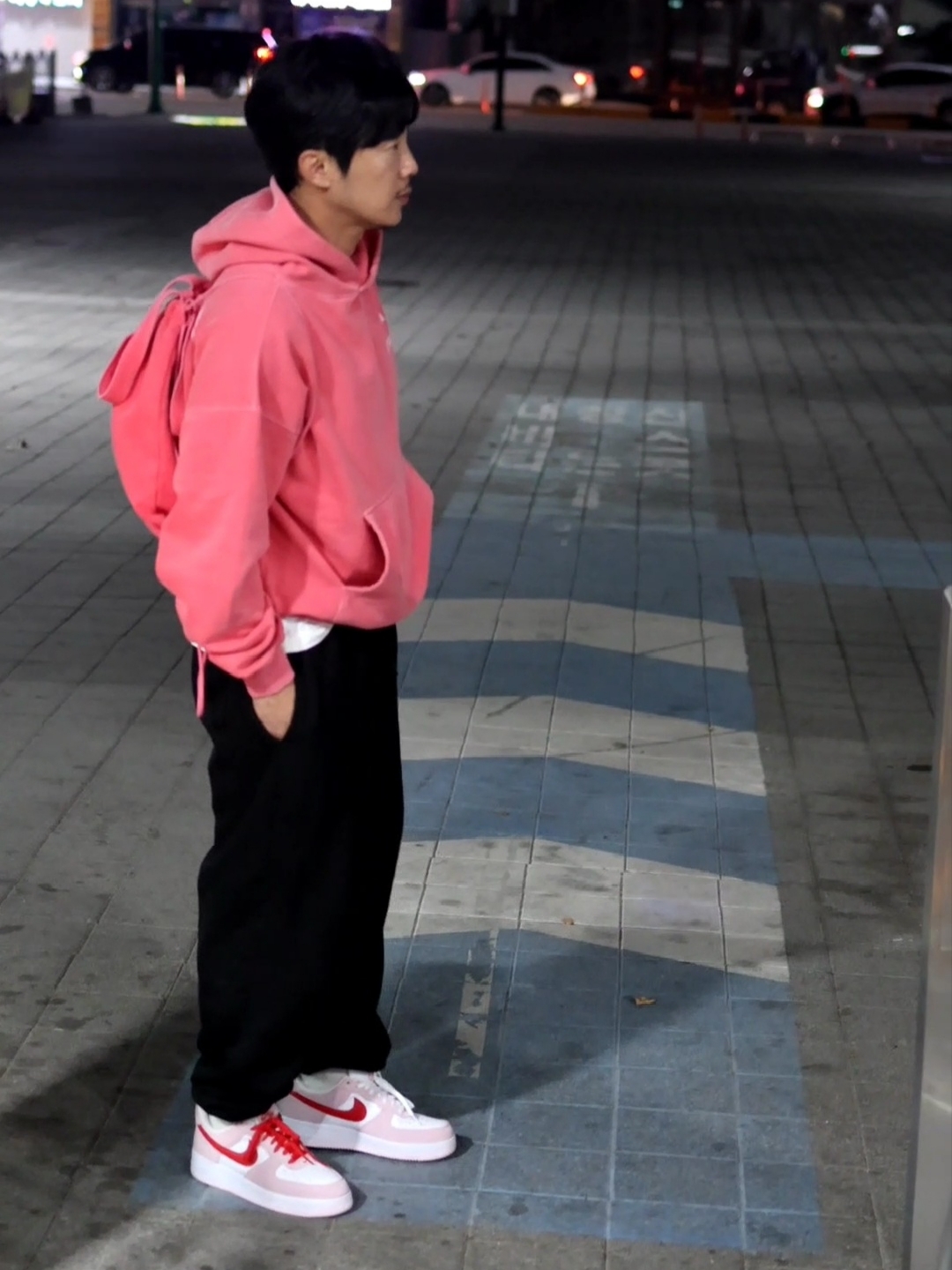 IAB Studio Pigment Hoodie & Sack Coral, IAB Studio Sweatpants Black White - 22SS 착용 스타일
