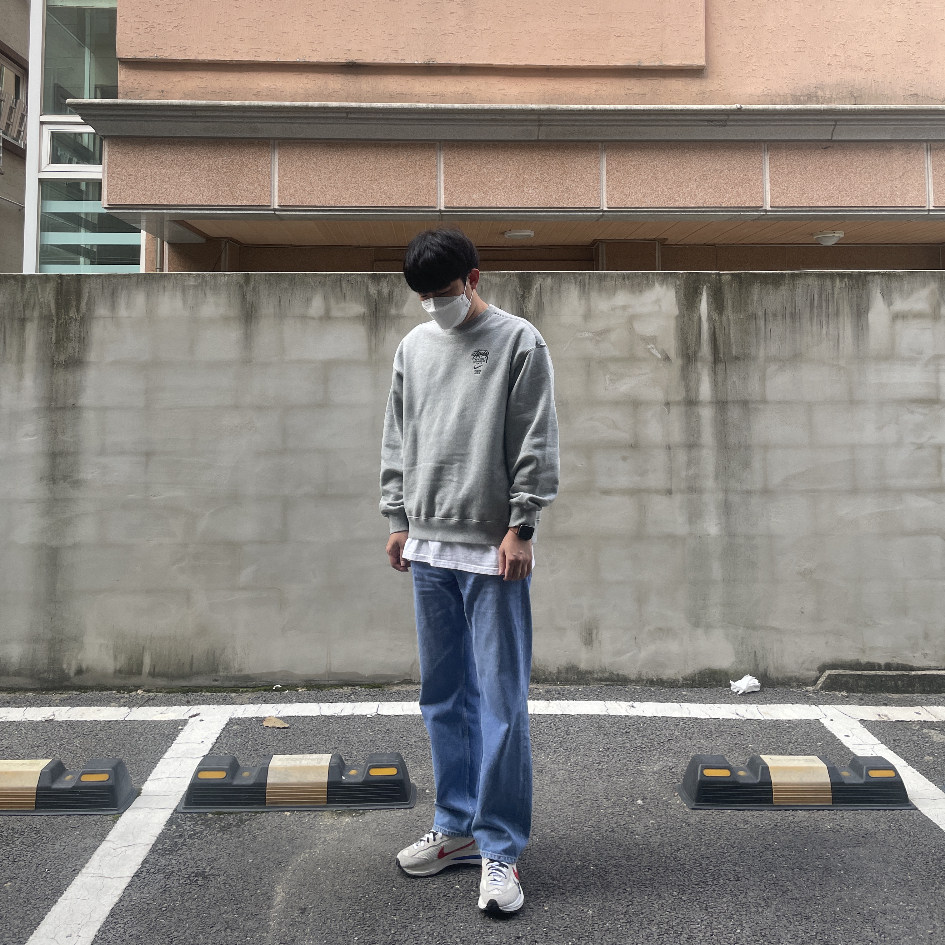 Nike x Sacai VaporWaffle Royal Fuchsia, Nike x Stussy NRG ZR Fleece Crewneck Heather Grey - US/EU 착용 스타일 - 1