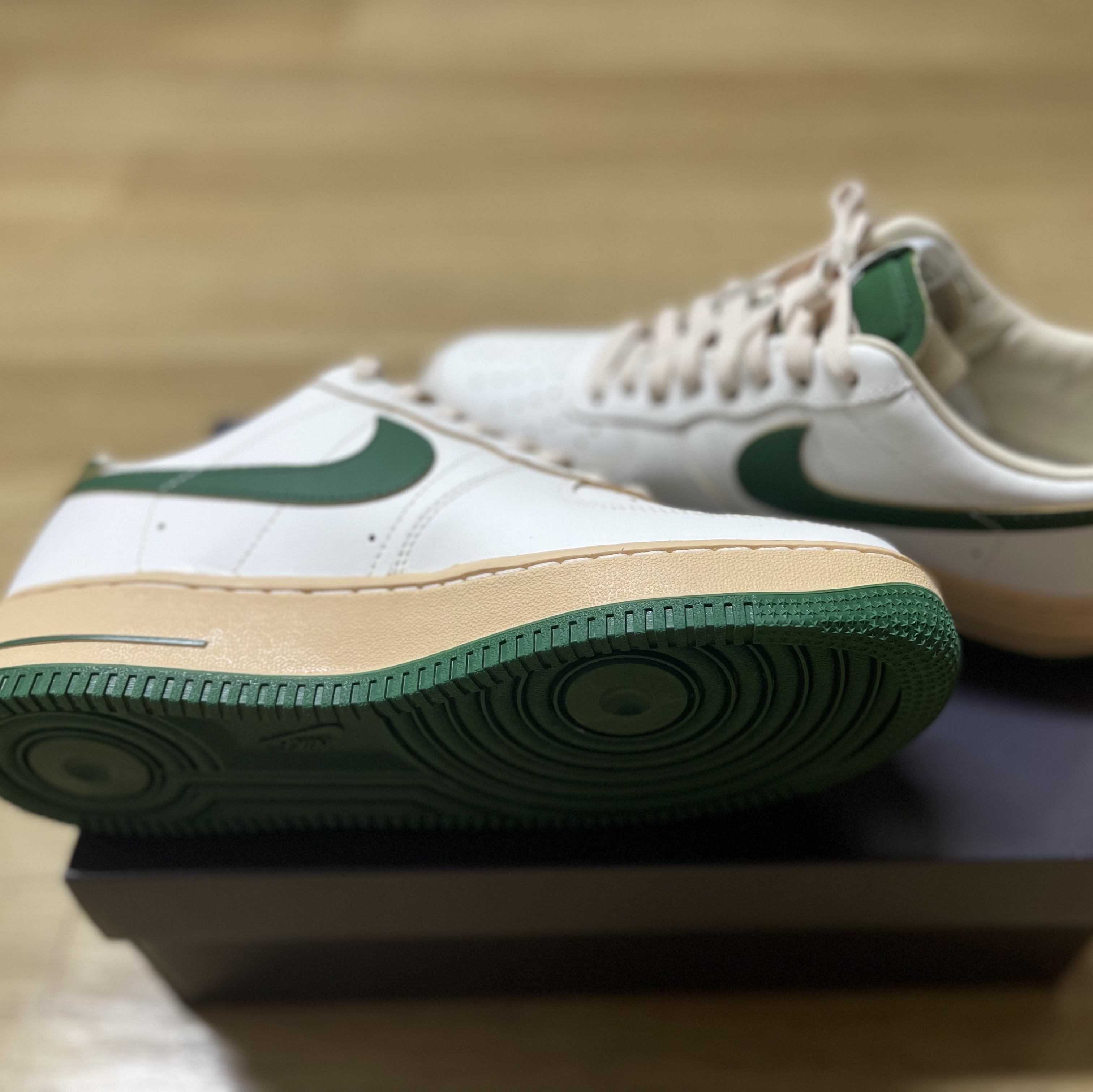 (W) Nike Air Force 1 Low Gorge Green 착용 스타일 - 2
