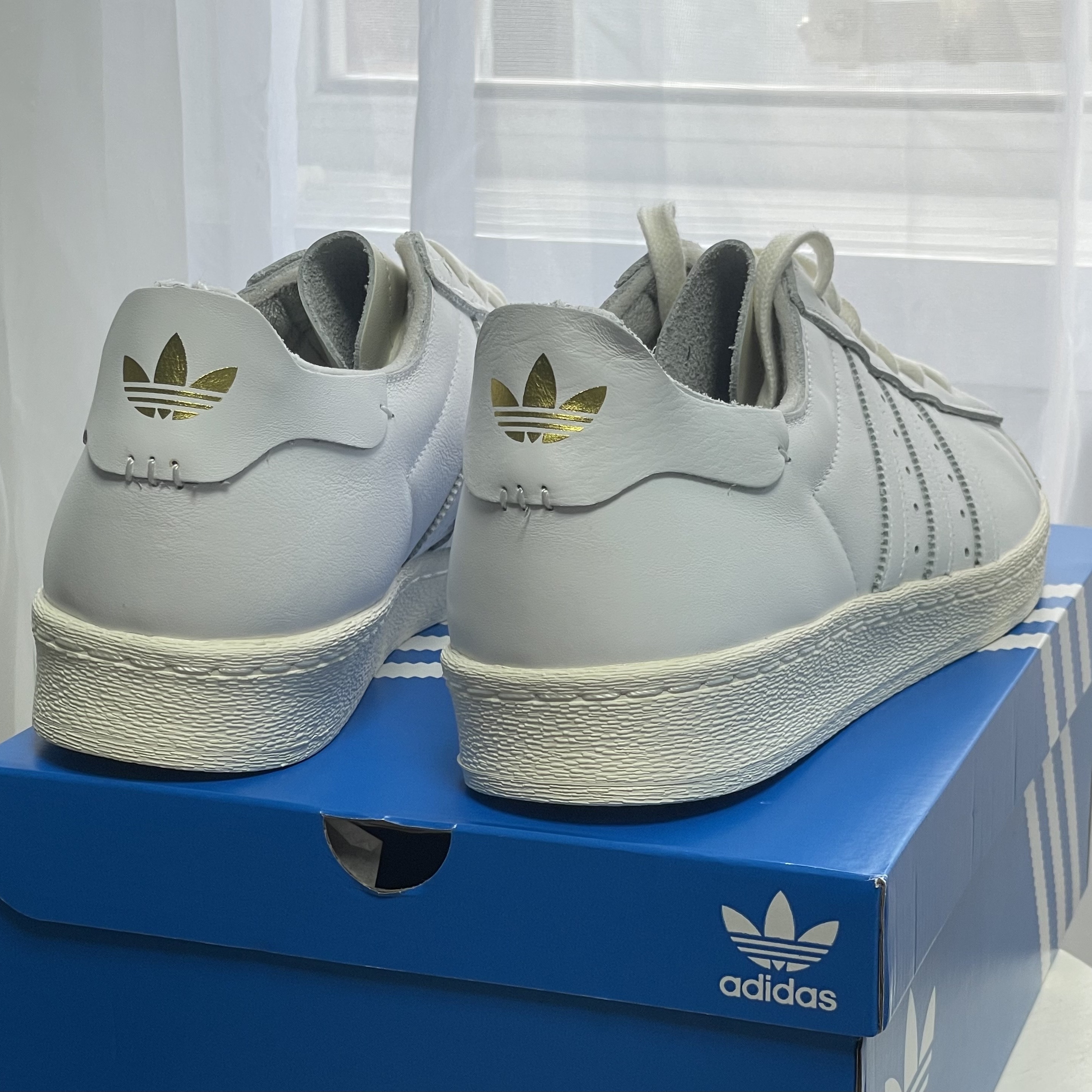 Adidas Superstar 82 Cloud White Off White 착용 스타일 - 5