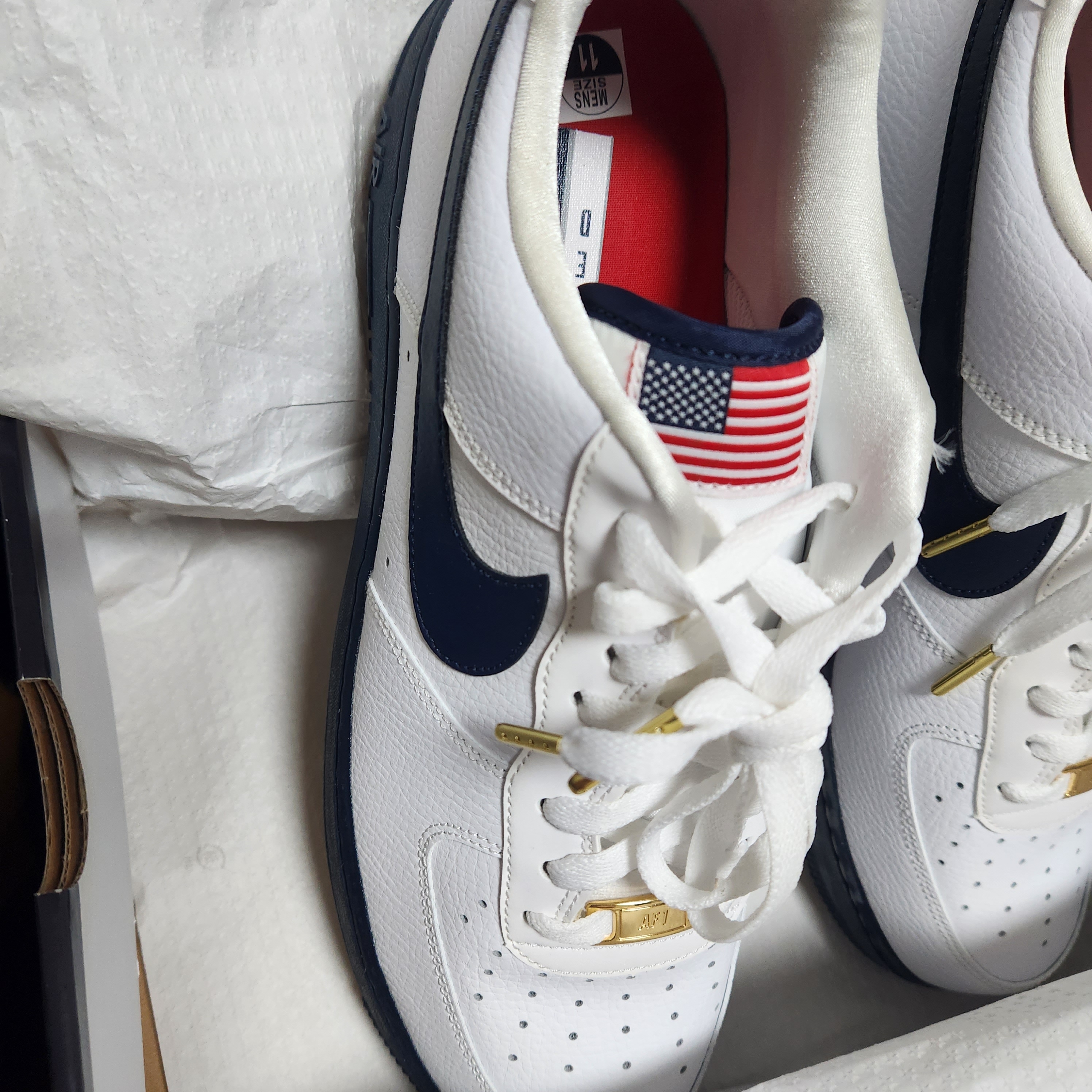 Nike Air Force 1 Low '07 LV8 USA 착용 스타일