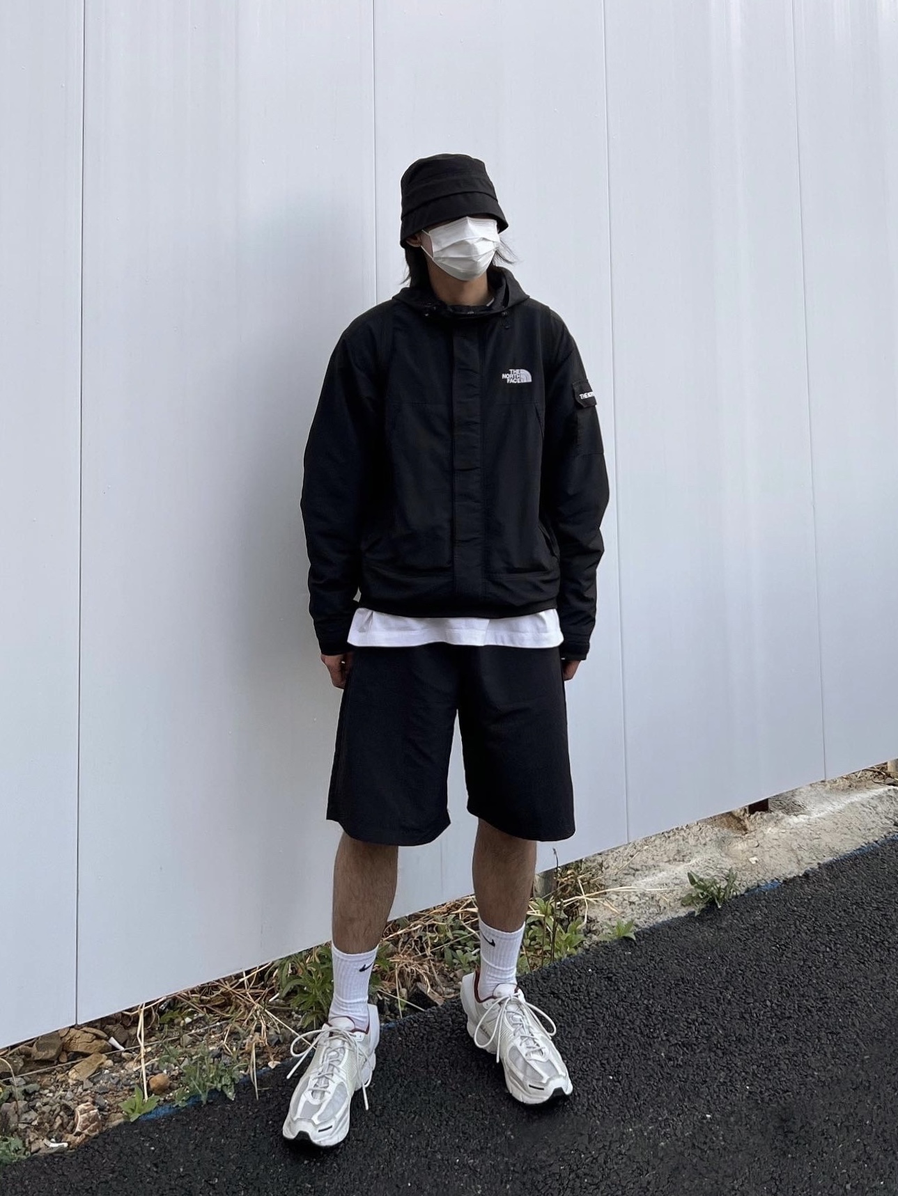 Nike x A-Cold-Wall Zoom Vomero 5 Sail 착용 스타일 - 1