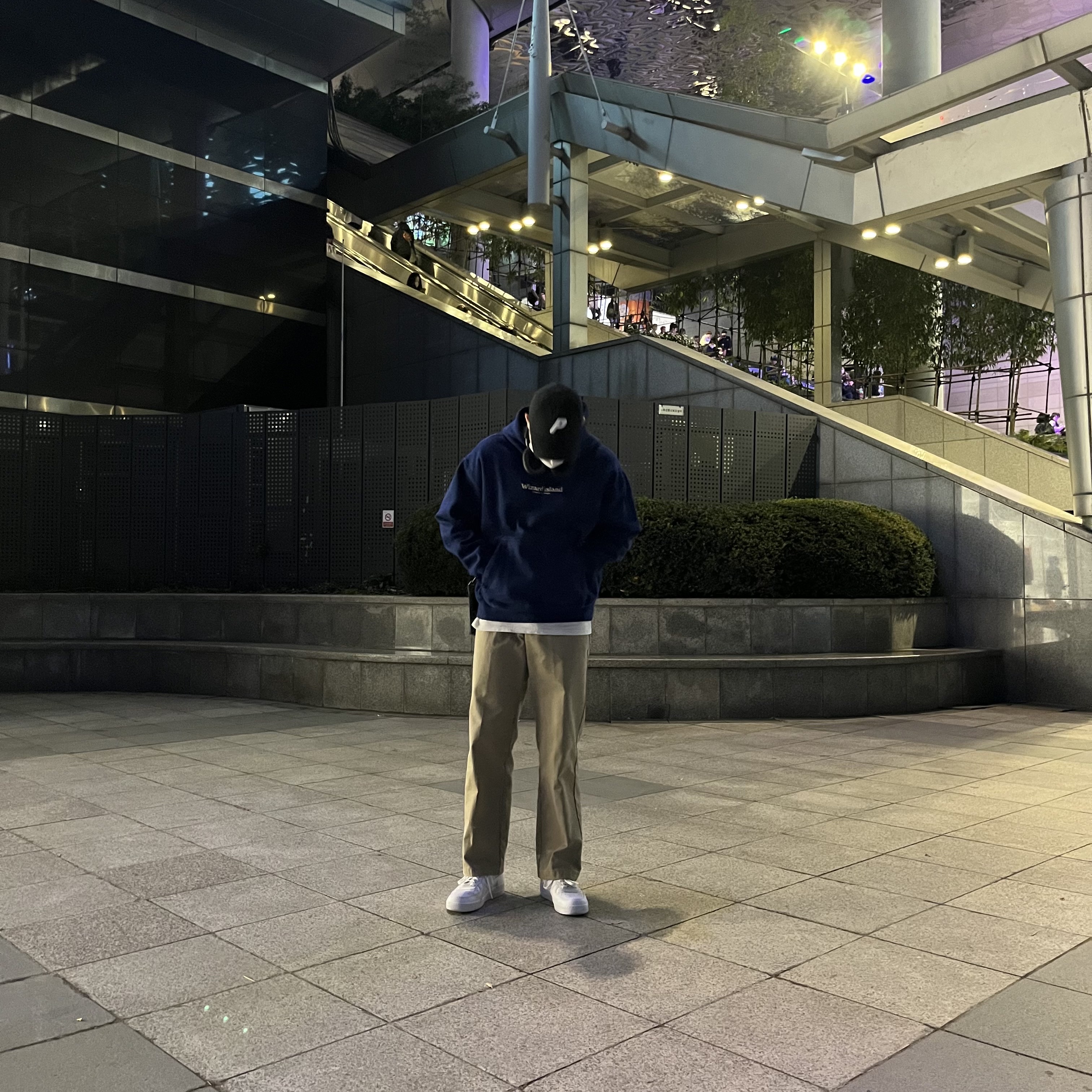 Sony WH-1000XM5 Black (Korean Ver.), Palace Biowashed 3D P 6-Panel Black - 22FW 착용 스타일 - 1
