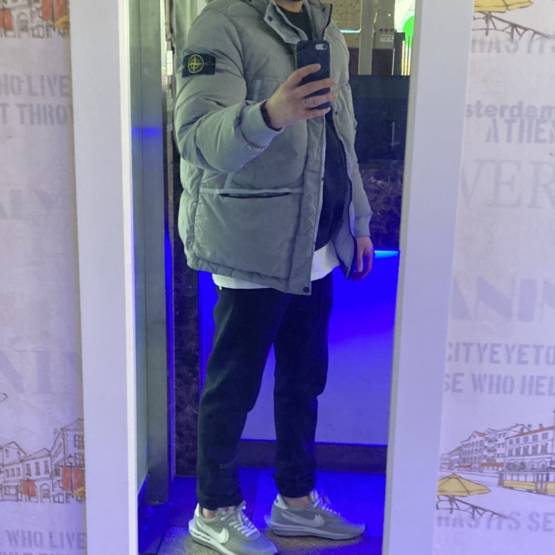 Stone Island 44508 Nylon Metal Down-TC Jacket Light Grey - 21FW, Stone Island 44508 Nylon Metal Down-TC Jacket Dark Grey - 21FW 착용 스타일 - 2