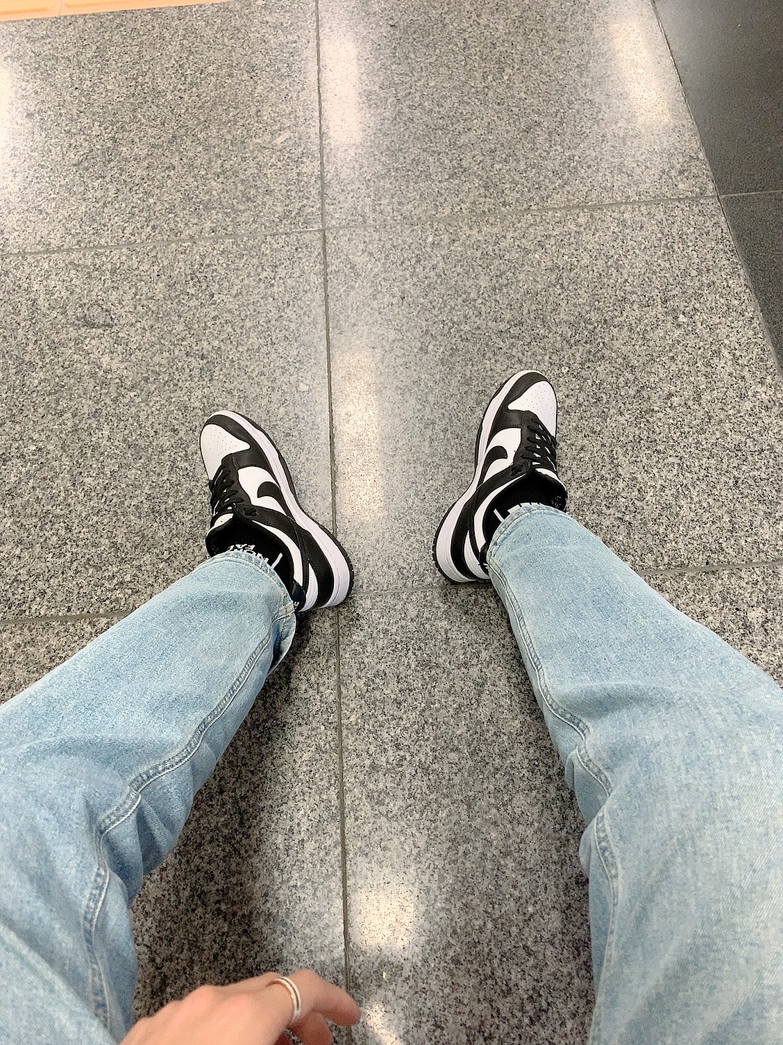 Supreme x The North Face Expedition Backpack Black - 18FW, Nike Dunk Low Retro Black 착용 스타일 - 2