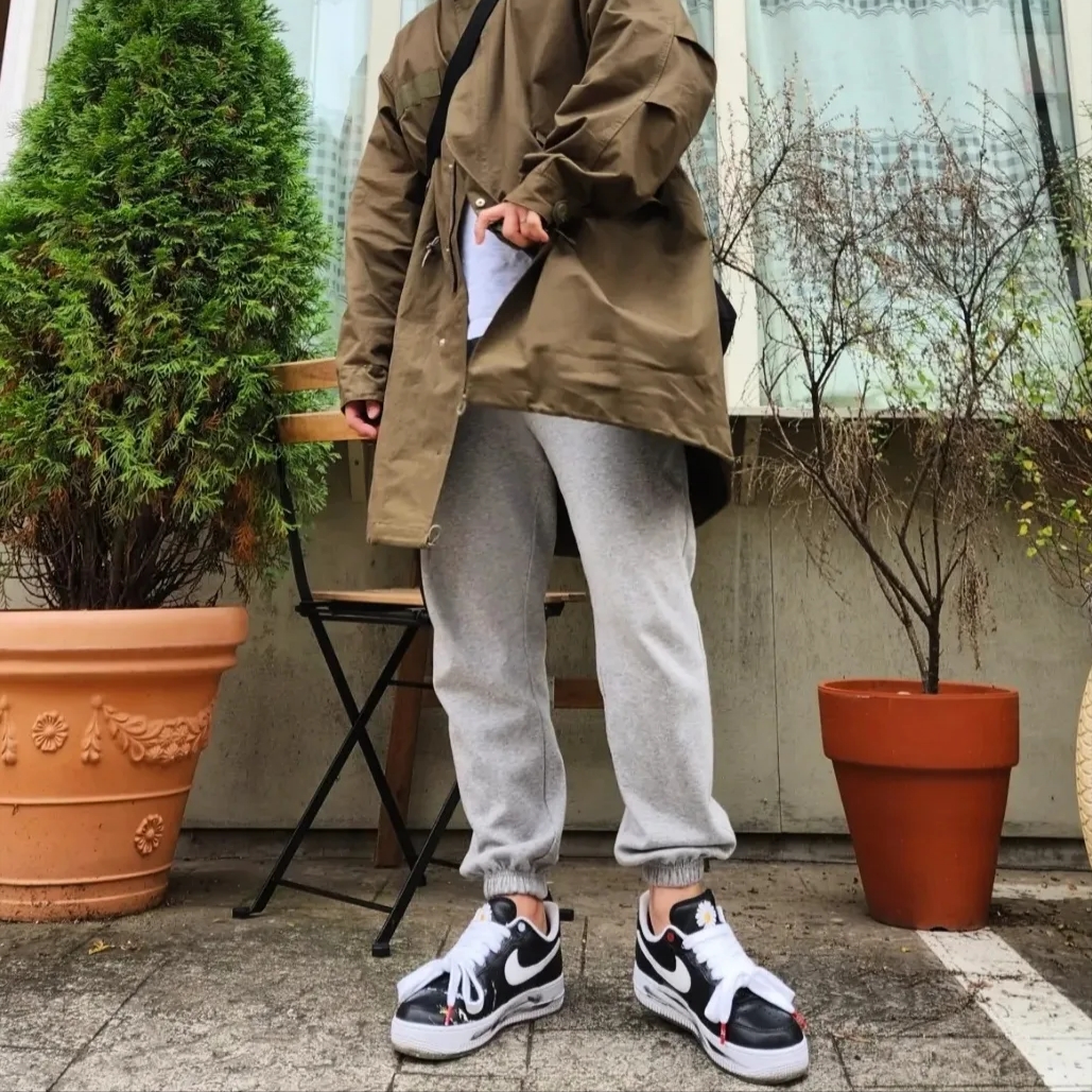 Nike x Peaceminusone Air Force 1 Low Para-Noise 착용 스타일