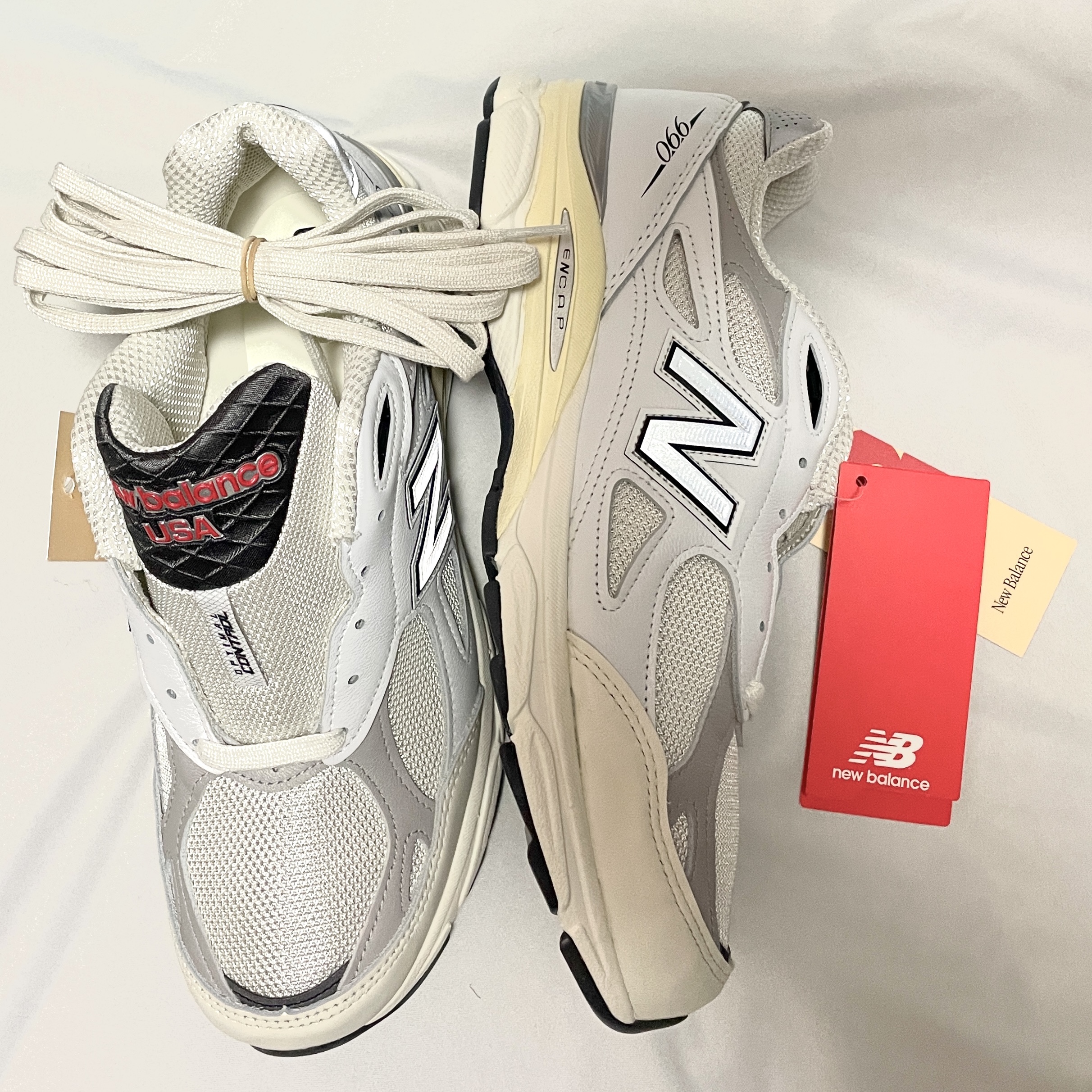 New Balance 990v3 Made in USA Sea Salt 착용 스타일