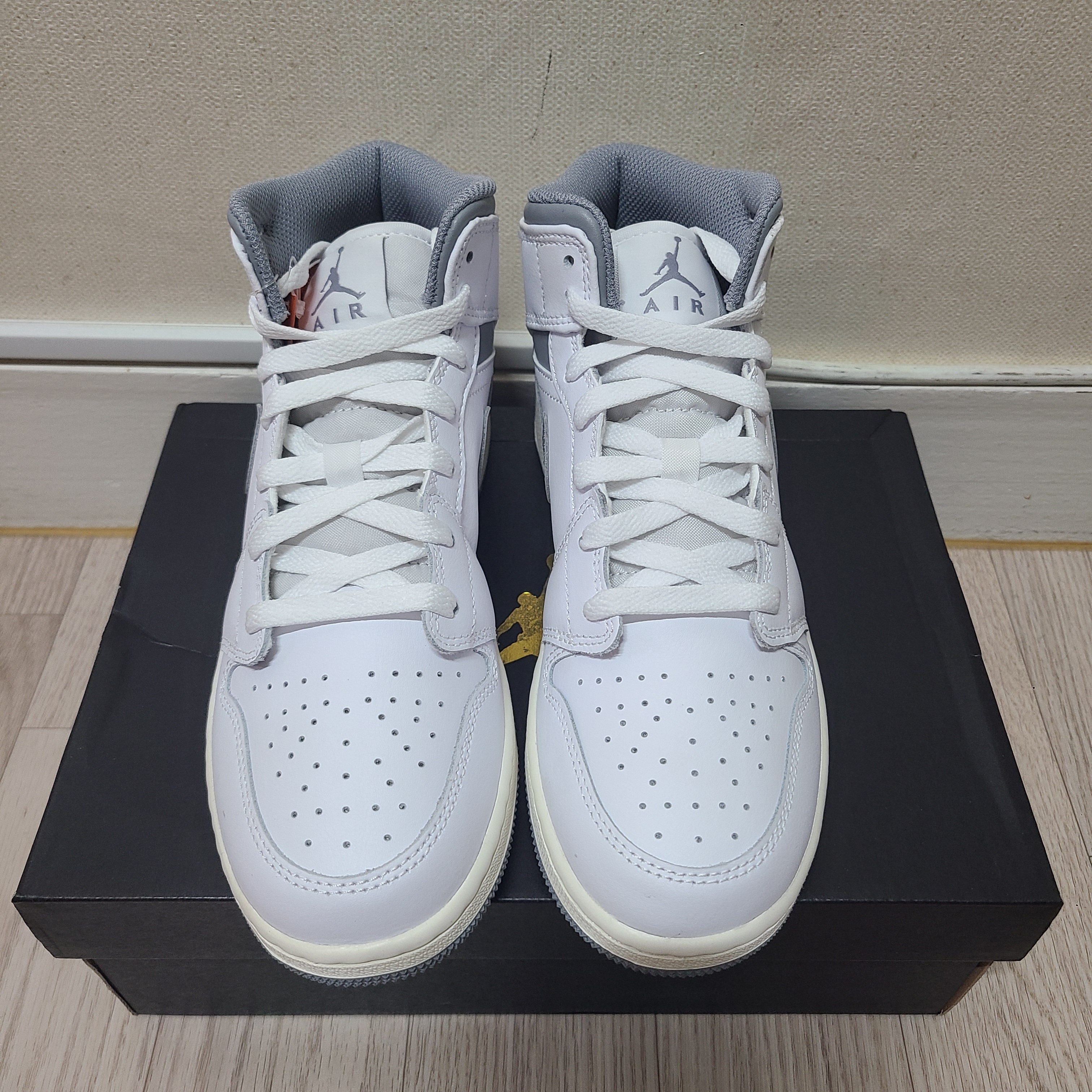 (GS) Jordan 1 Mid White Stealth 착용 스타일 - 4