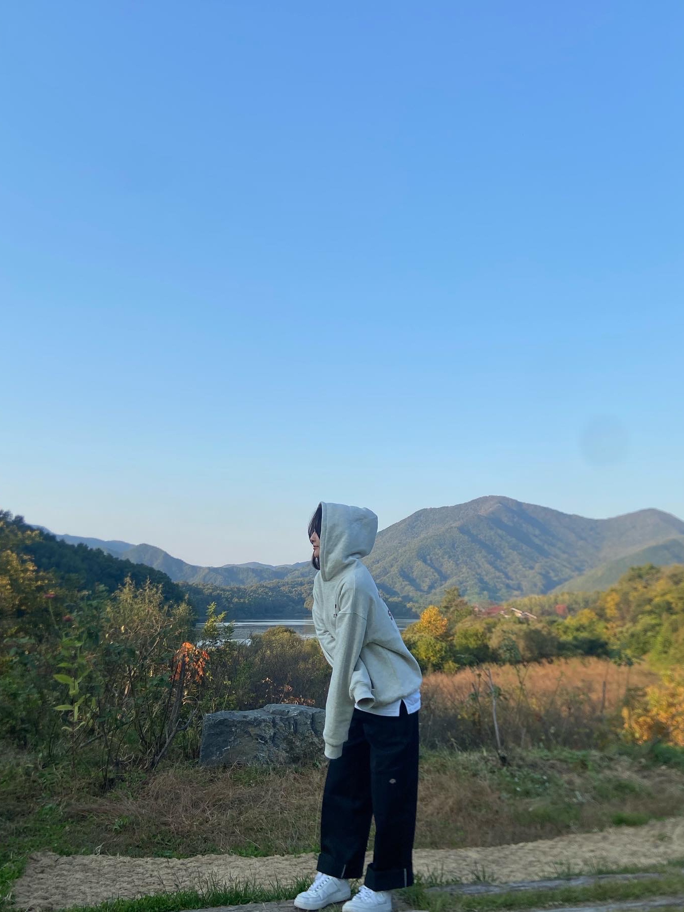 IAB Studio Hoodie Oatmeal Burgundy, (W) Nike Air Force 1 '07 Low White 착용 스타일 - 2