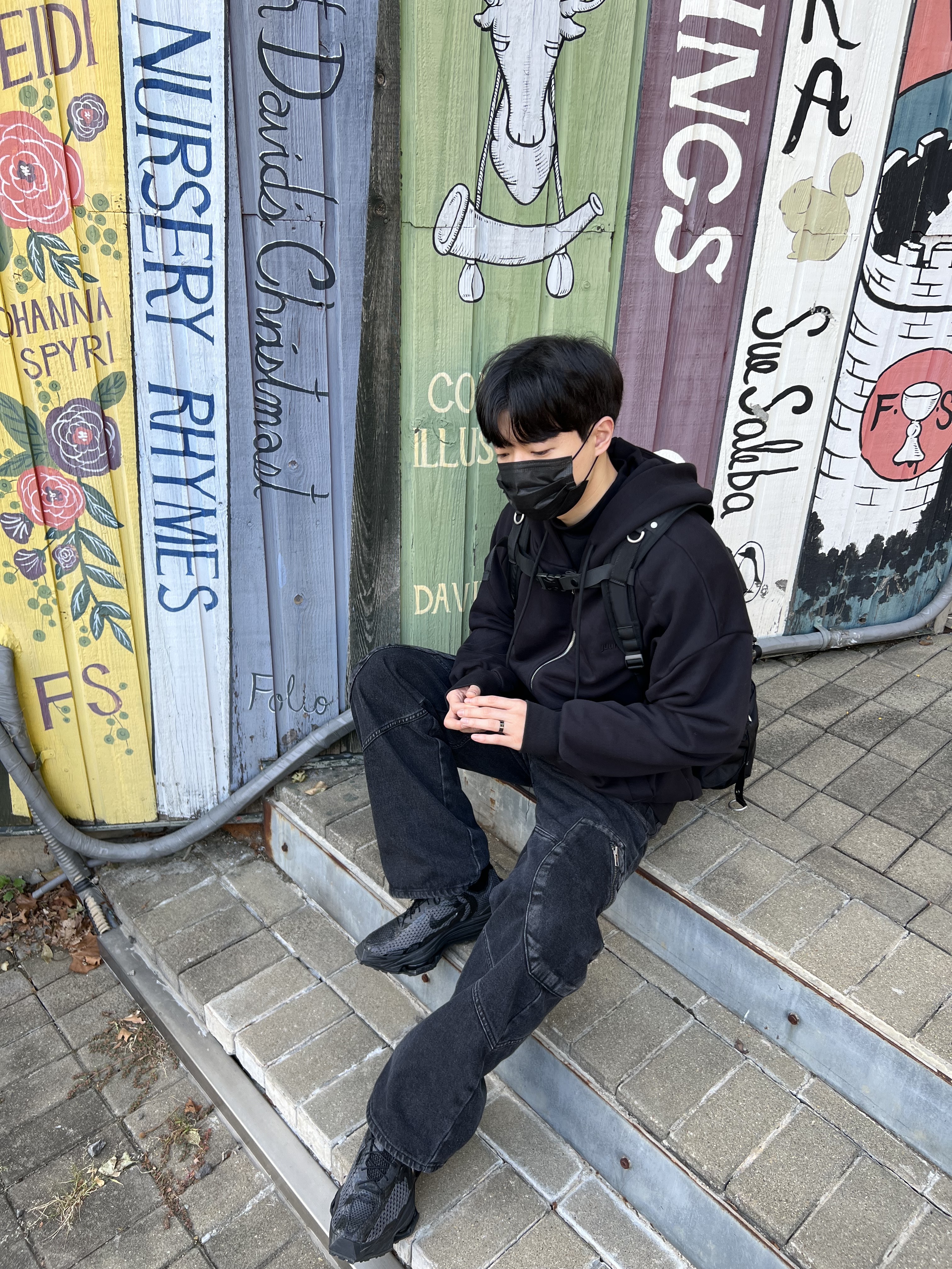 Nike x Matthew M Williams Zoom 004 Triple Black 착용 스타일 - 4