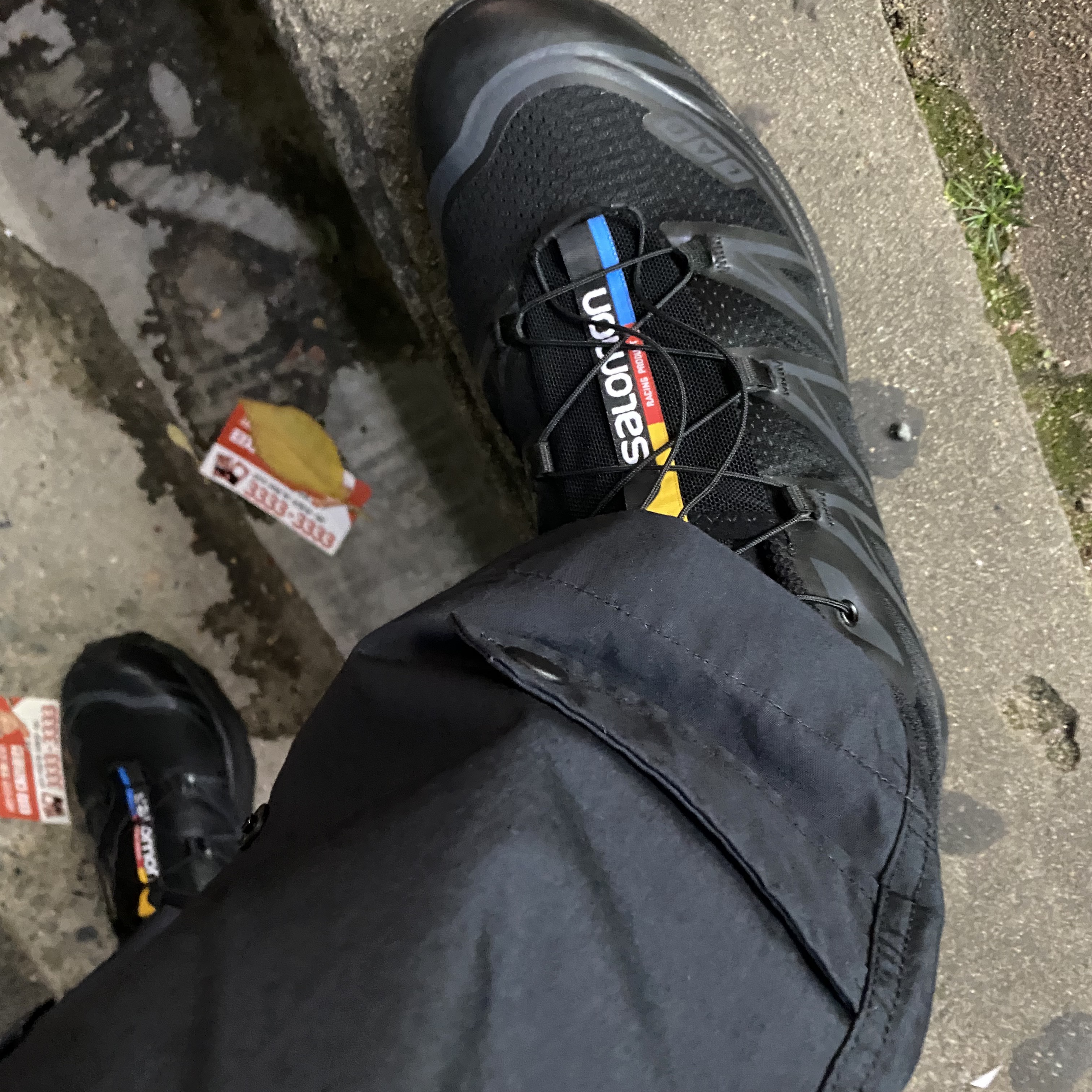 Salomon XT-6 ADV Black 착용 스타일