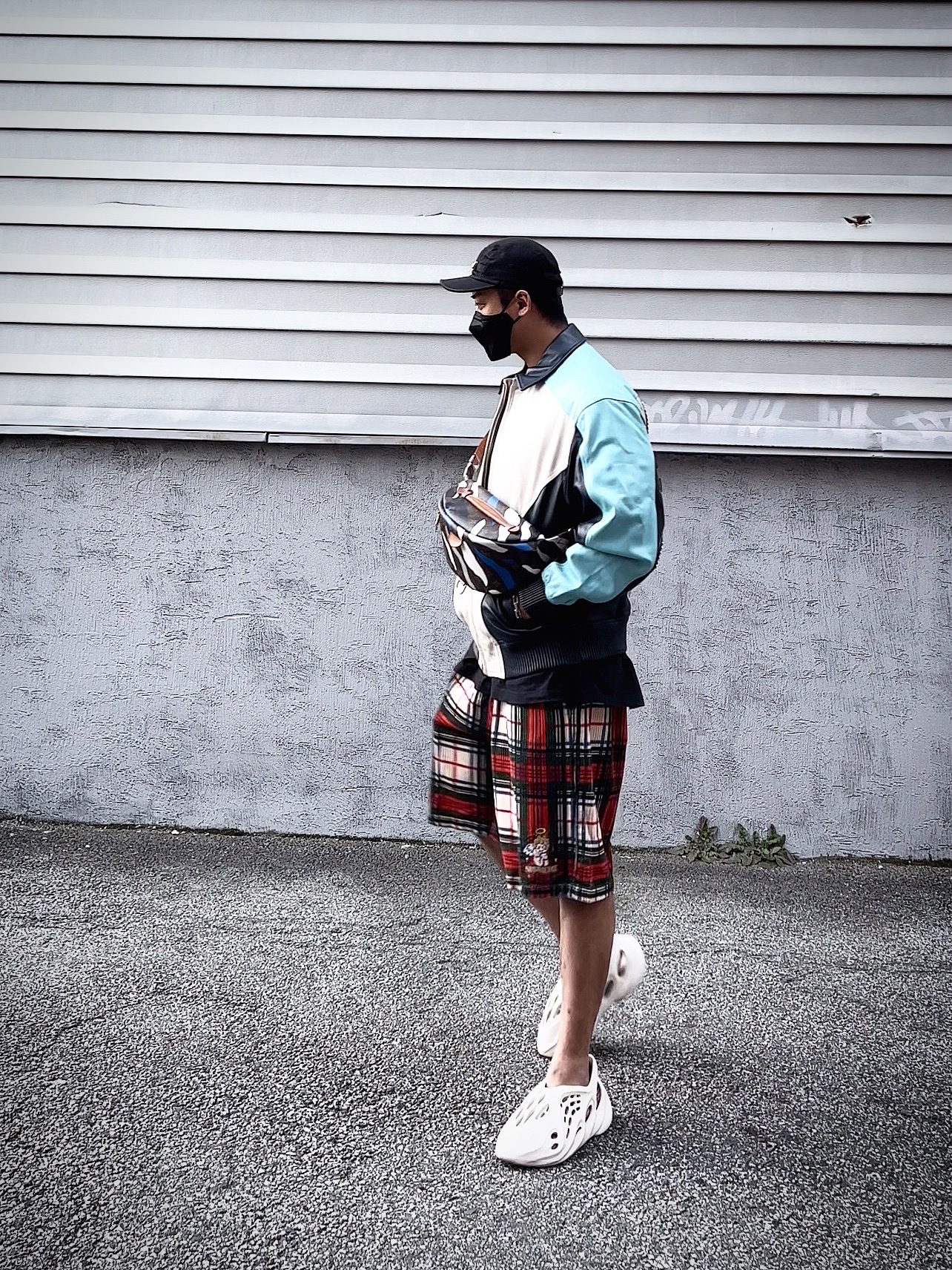 Supreme x Burberry Box Logo T-Shirt Black - 22SS, Supreme Corduroy Shorts Plaid - 22SS 착용 스타일 - 2