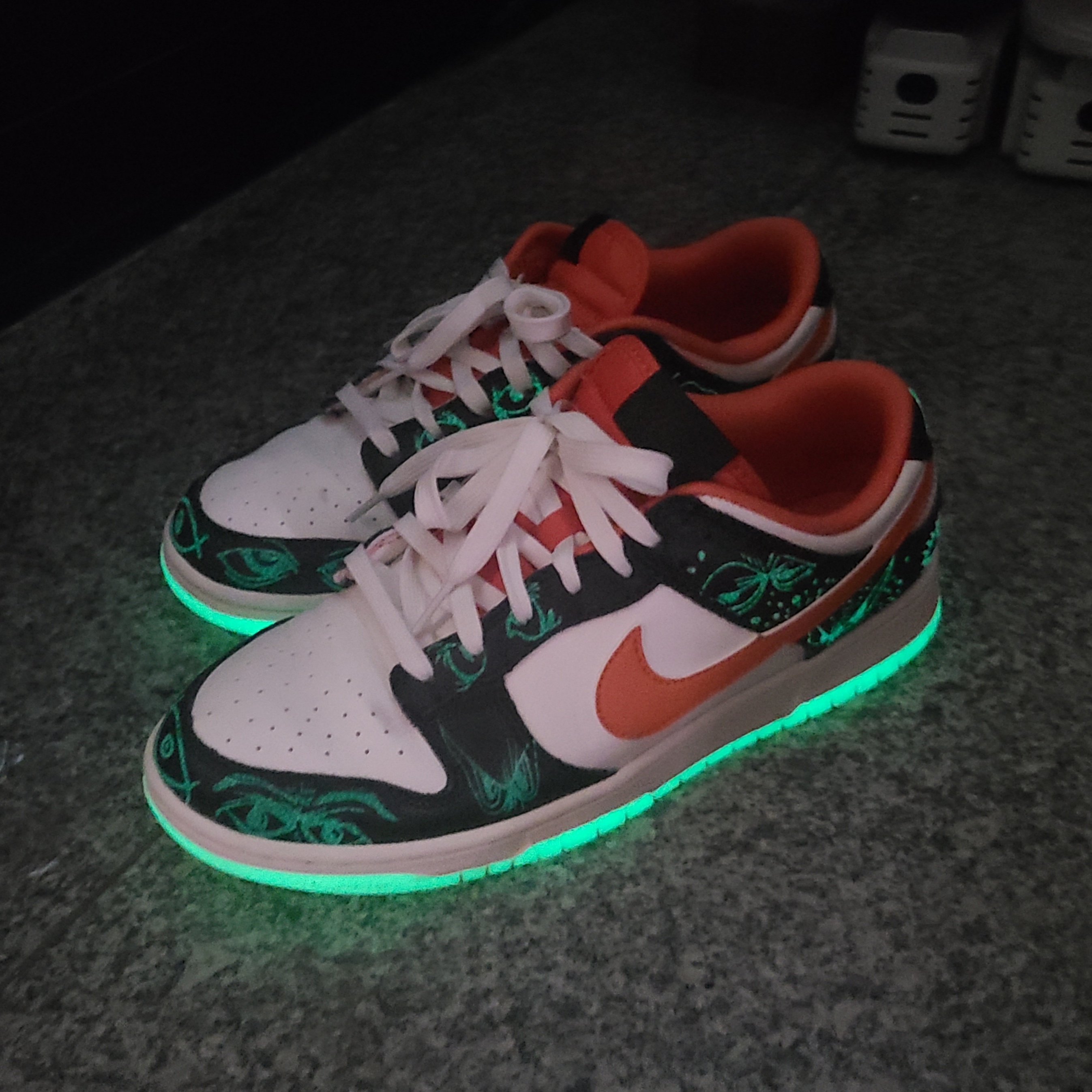 Nike Dunk Low Retro PRM Halloween 착용 스타일