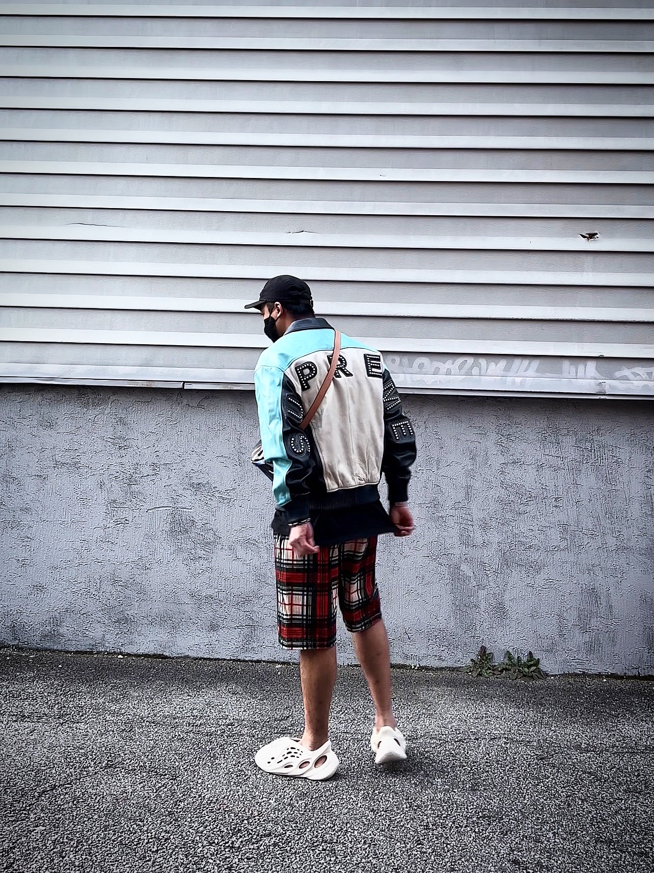 Supreme x Burberry Box Logo T-Shirt Black - 22SS, Supreme Corduroy Shorts Plaid - 22SS 착용 스타일 - 2