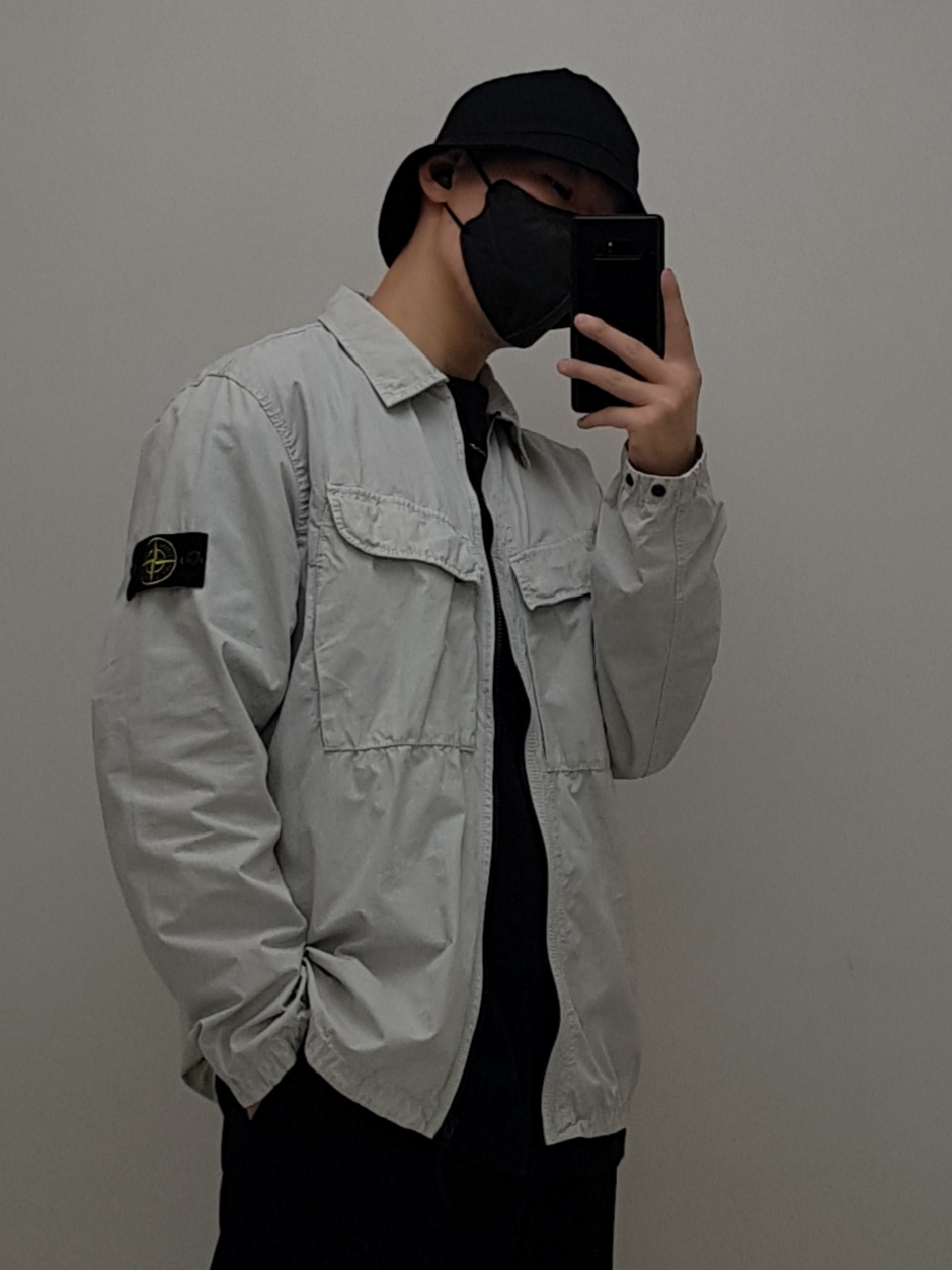 Stone Island 101WN Brushed Cotton Canvas T.CO+OLD Overshirt Light Grey - 22FW, Jordan 1 Retro High OG Black Toe 2016 착용 스타일 - 2