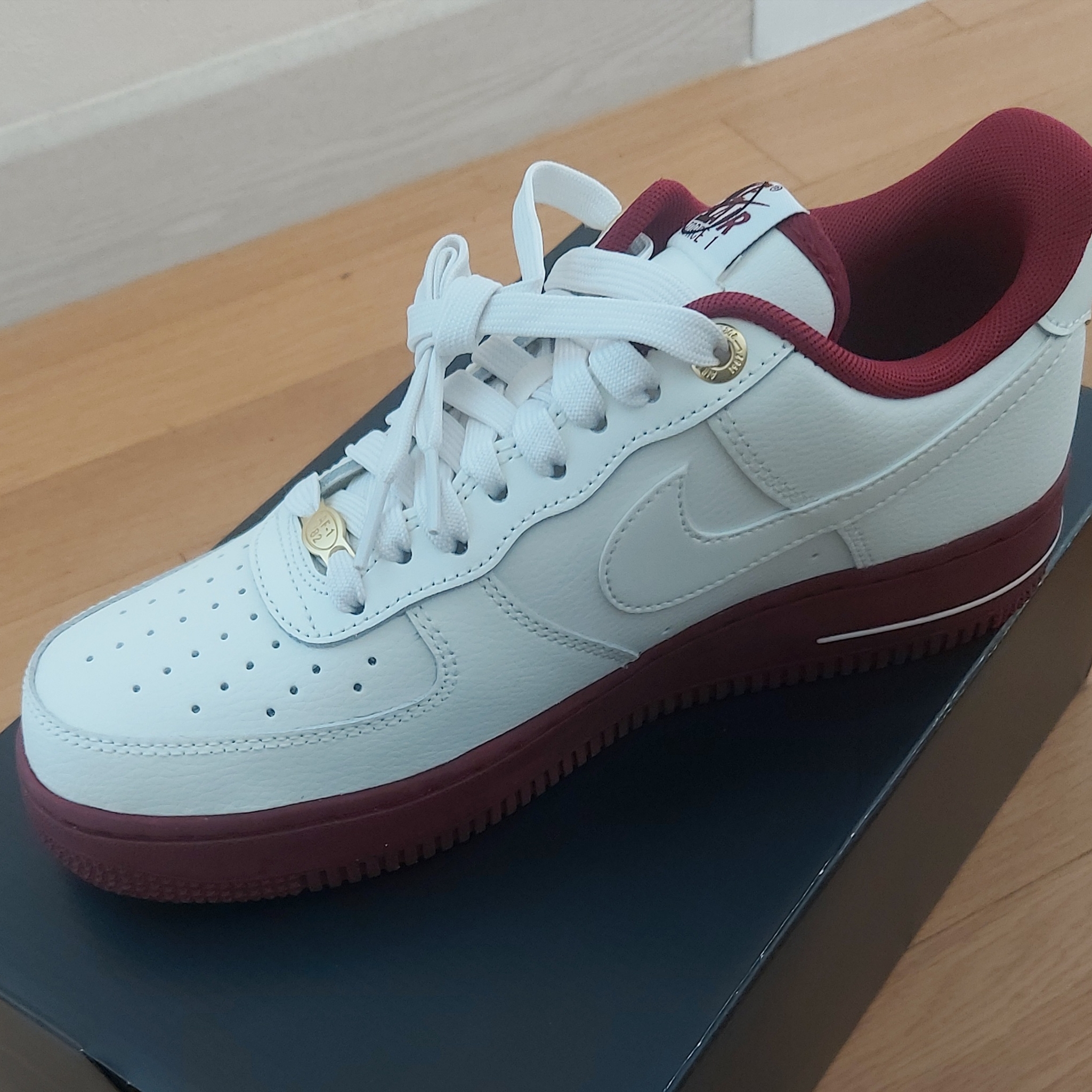 (W) Nike Air Force 1 '07 SE 40th Anniversary Join Forces Sail Team Red 착용 스타일