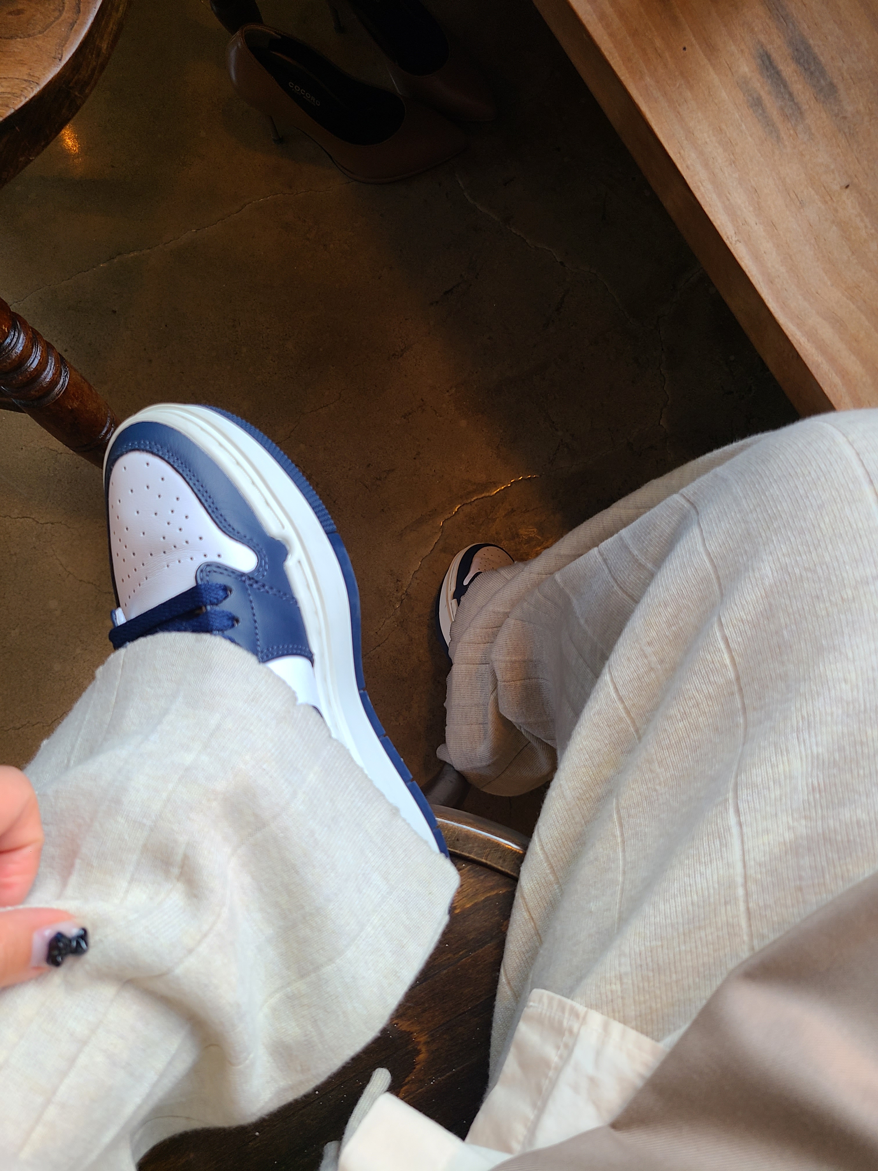 (W) Jordan 1 Elevate Low Midnight Navy 착용 스타일