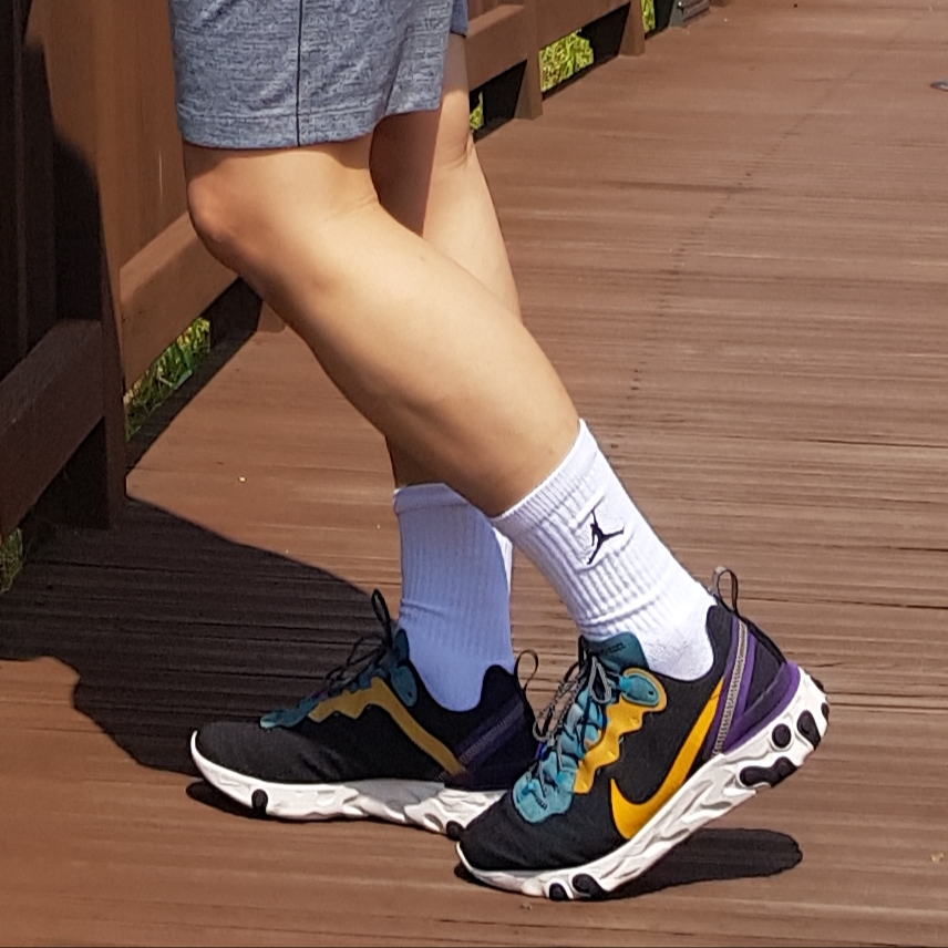 Nike React Element 55 Premium Black Mineral Cyan 착용 스타일