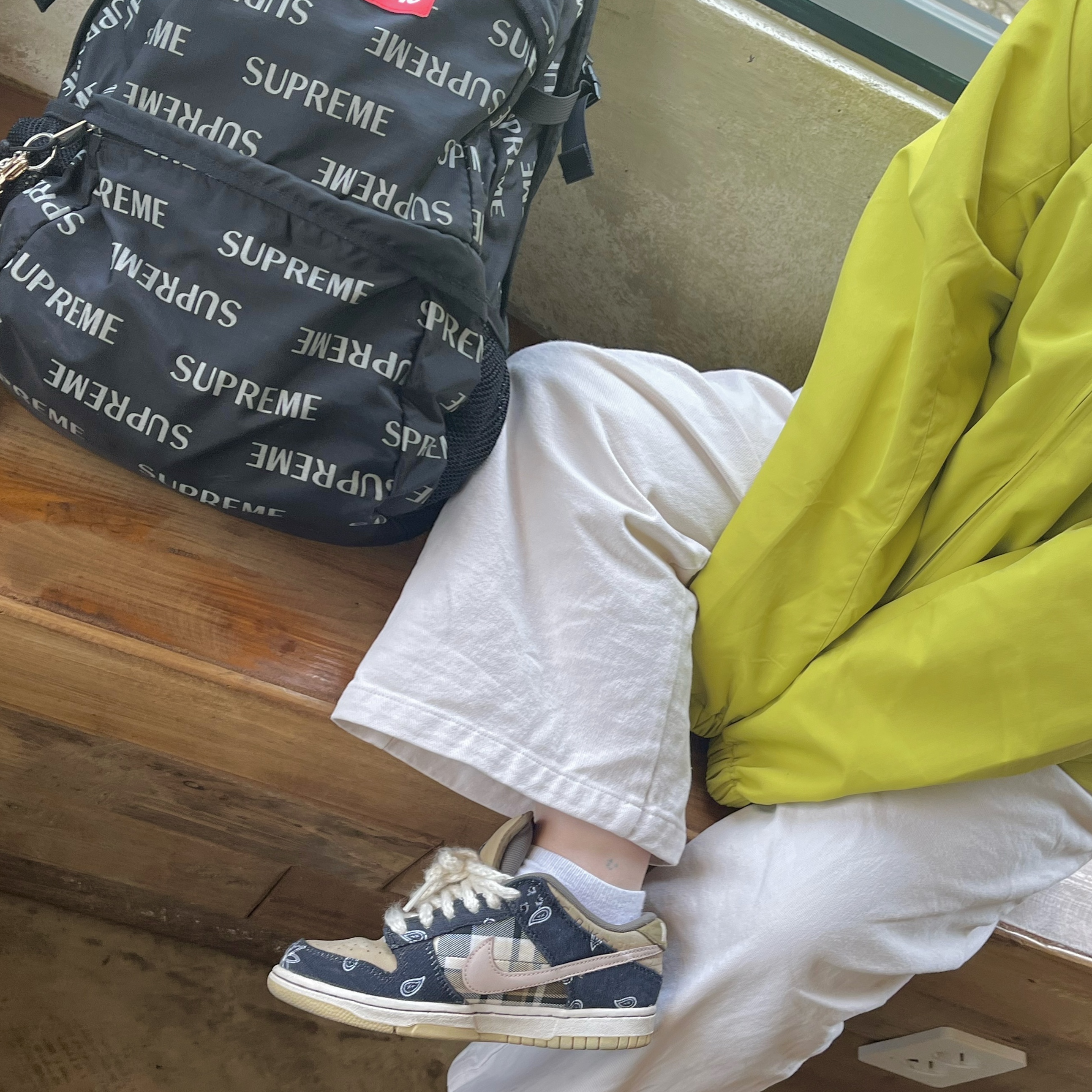 Nike x Travis Scott SB Dunk Low 착용 스타일 - 2