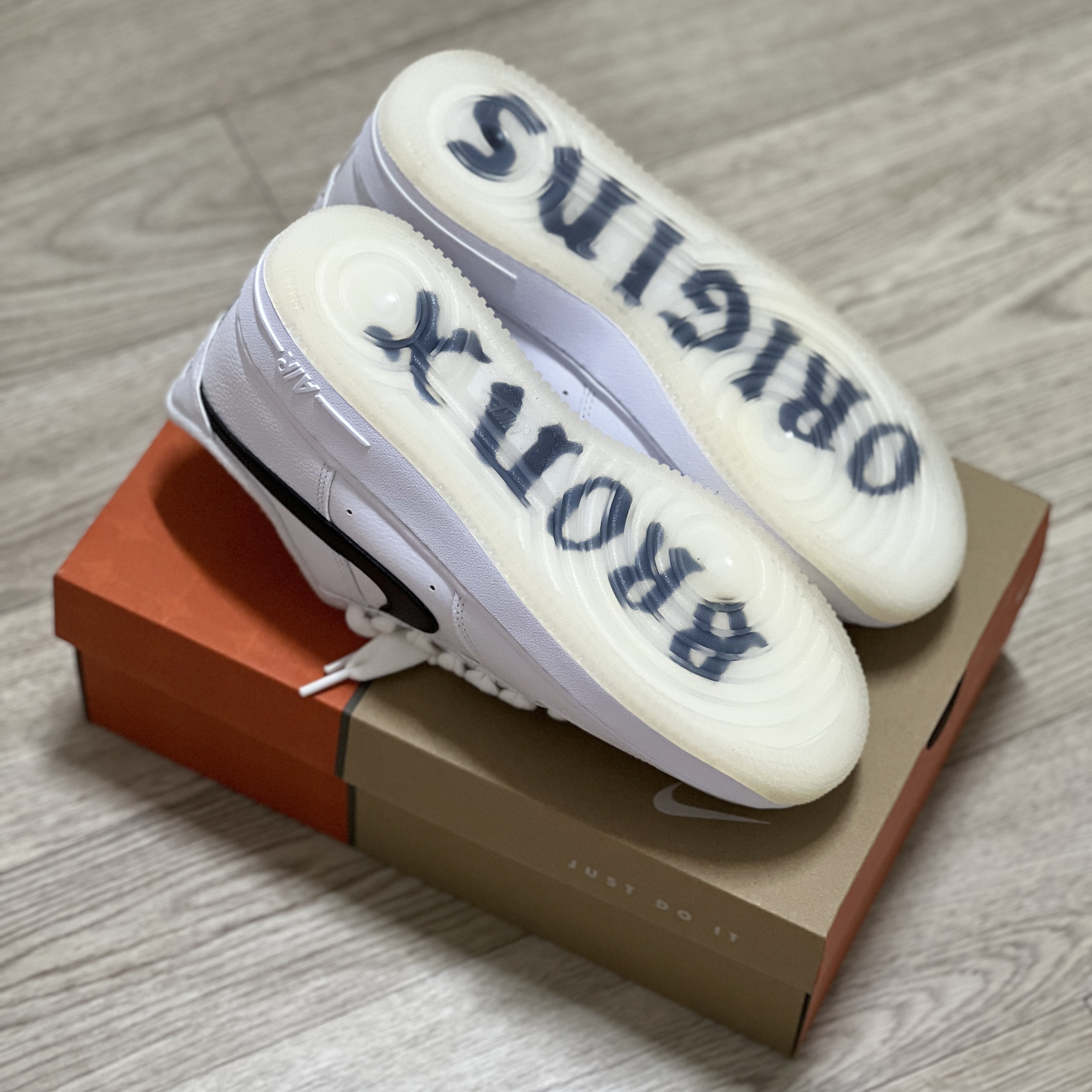 Nike Air Force 1 '07 PRM Bronx Origins 착용 스타일 - 1