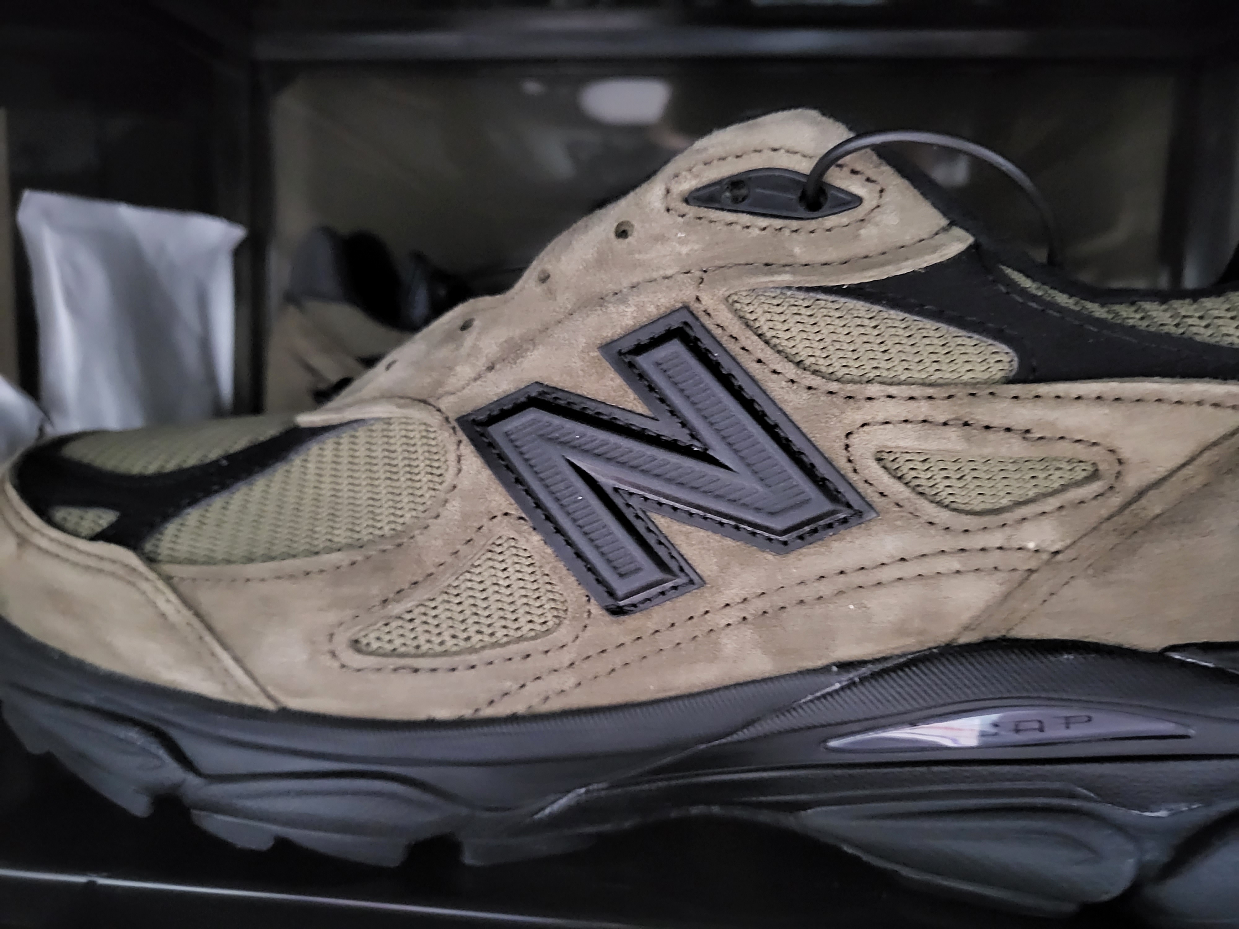 New Balance x JJJJound 990v3 Brown Black 착용 스타일