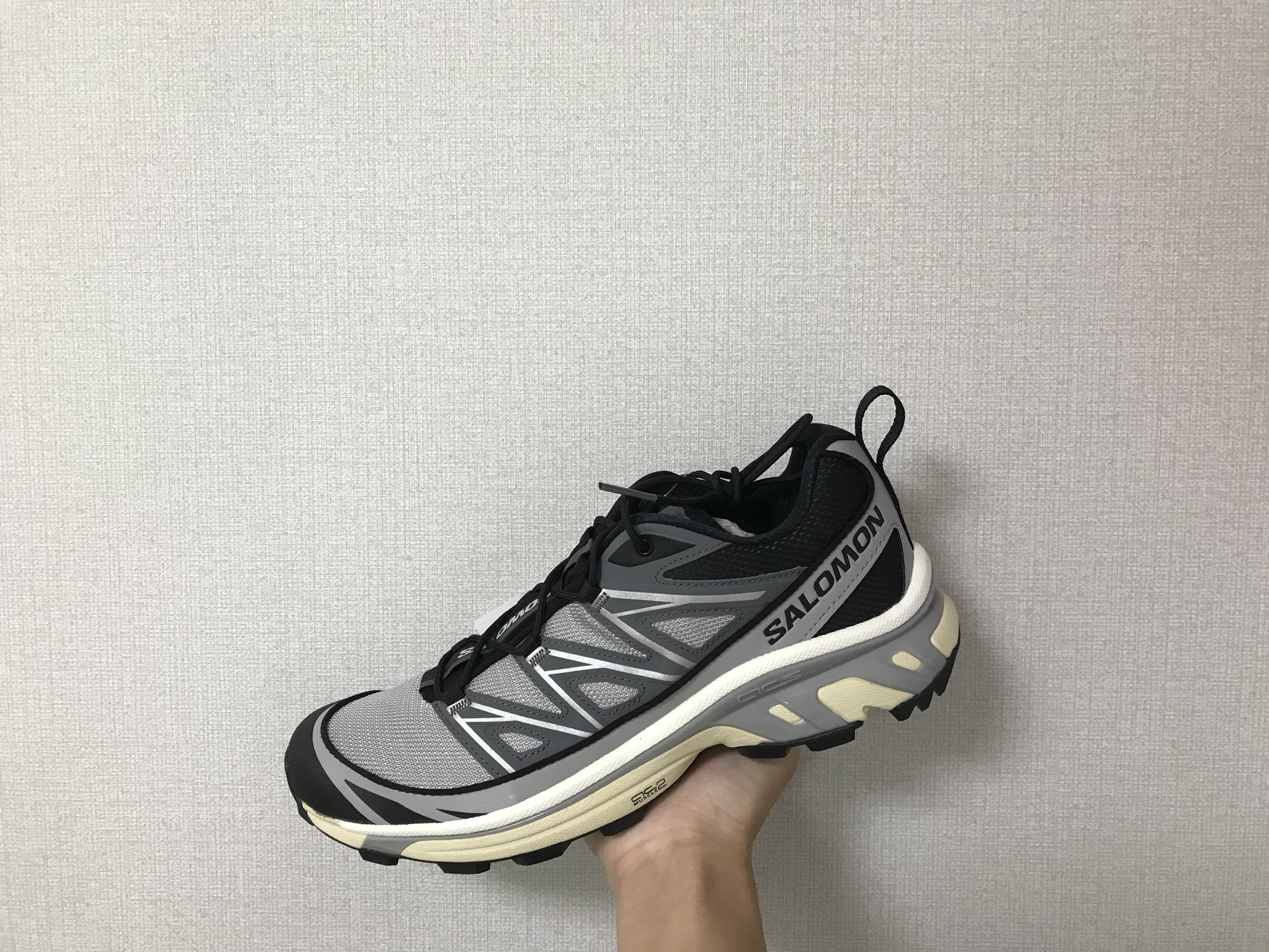 Salomon XT-6 Expanse Alloy Quiet Shade, Salomon XT-6 Expanse Vanilla Ice White 착용 스타일 - 2