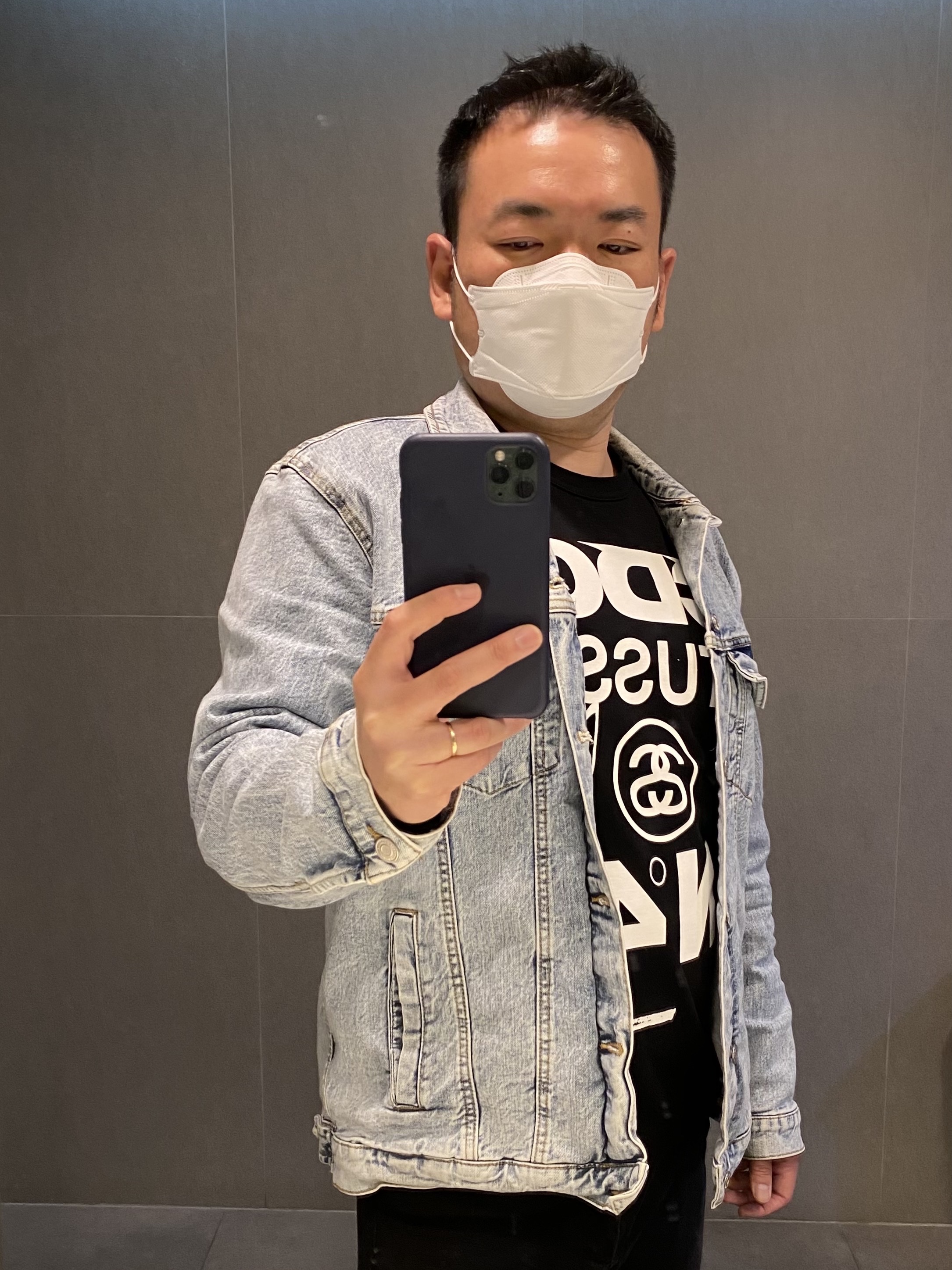 CDG x Stussy T-Shirt Black 착용 스타일