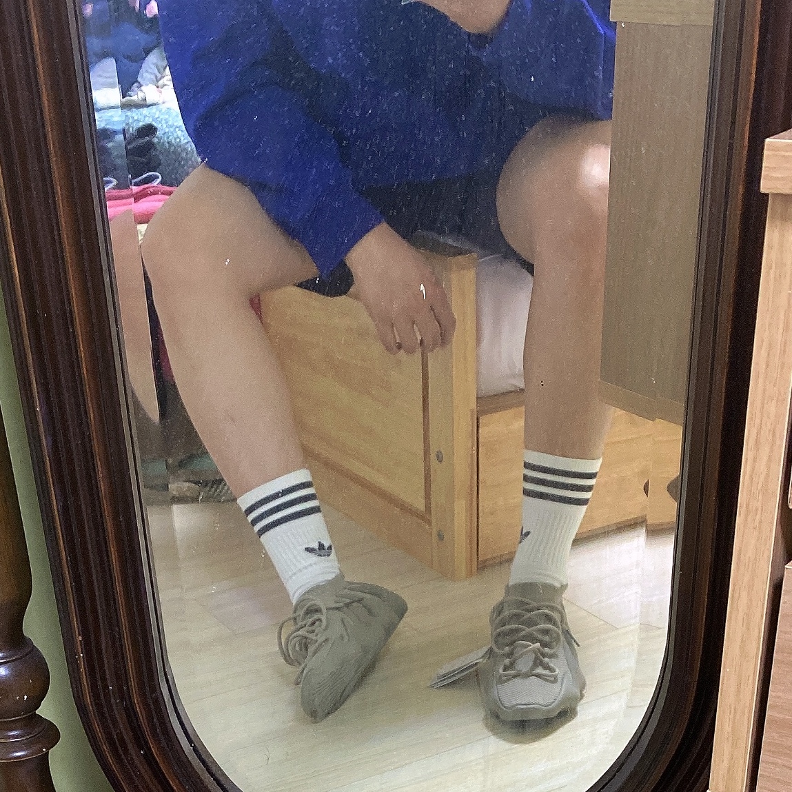 Adidas Yeezy 450 Stone Flax 착용 스타일 - 5