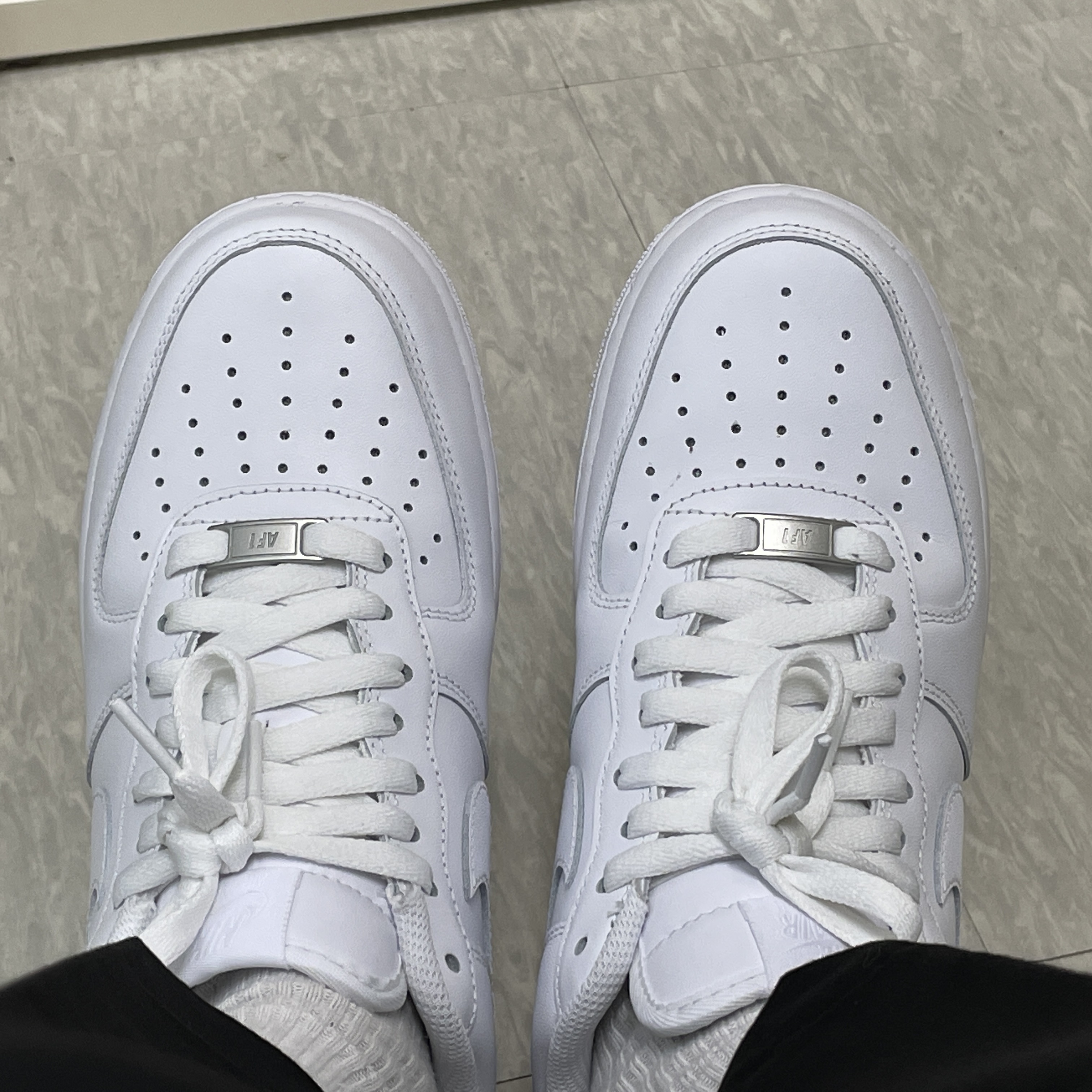 Nike Air Force 1 '07 Low White 착용 스타일