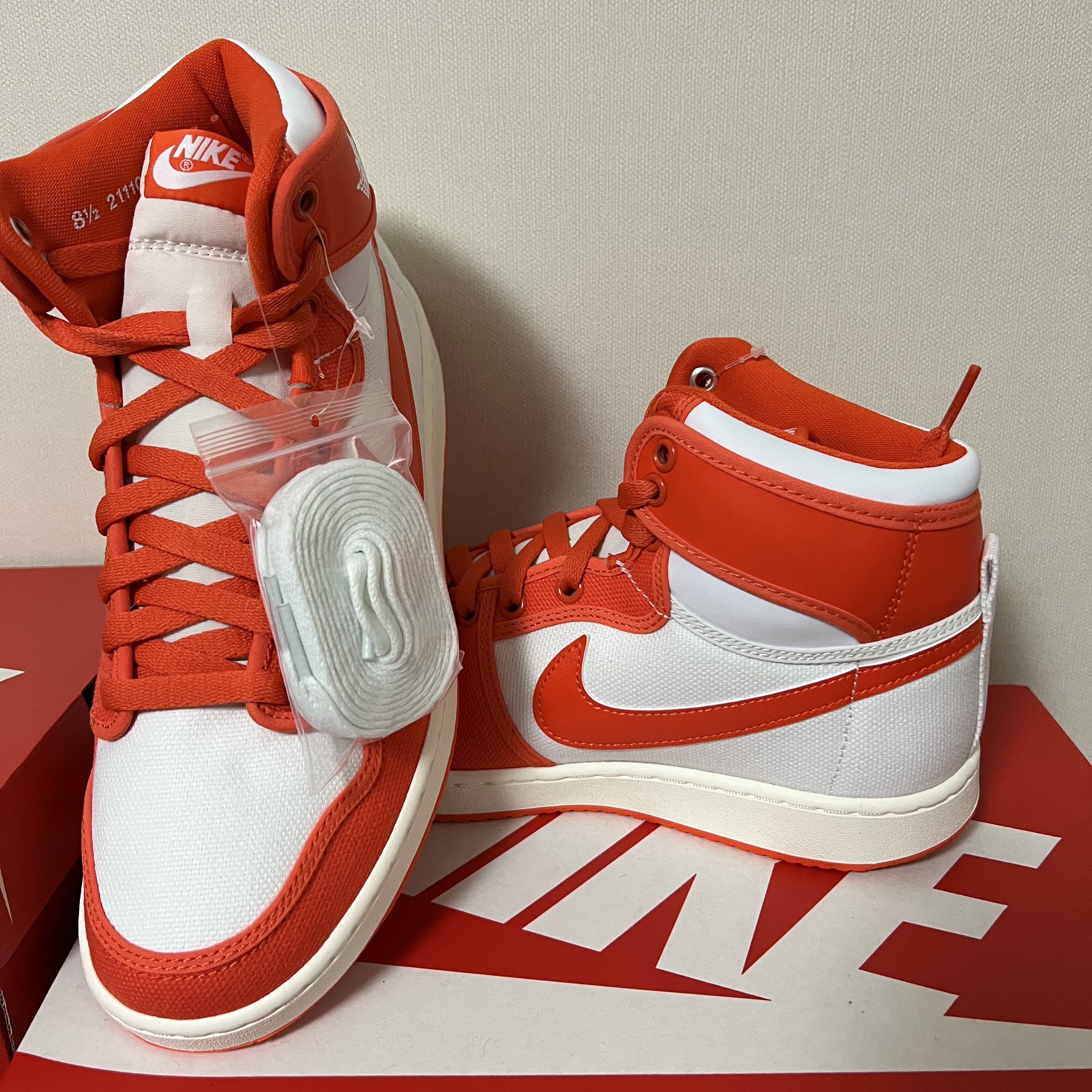 Jordan 1 KO Rush Orange 착용 스타일