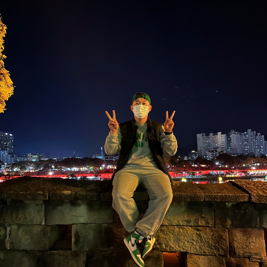 (W) Jordan 1 Retro High OG Lucky Green, Nike Heritage 86 Futura Washed Cap Gorge Green 착용 스타일