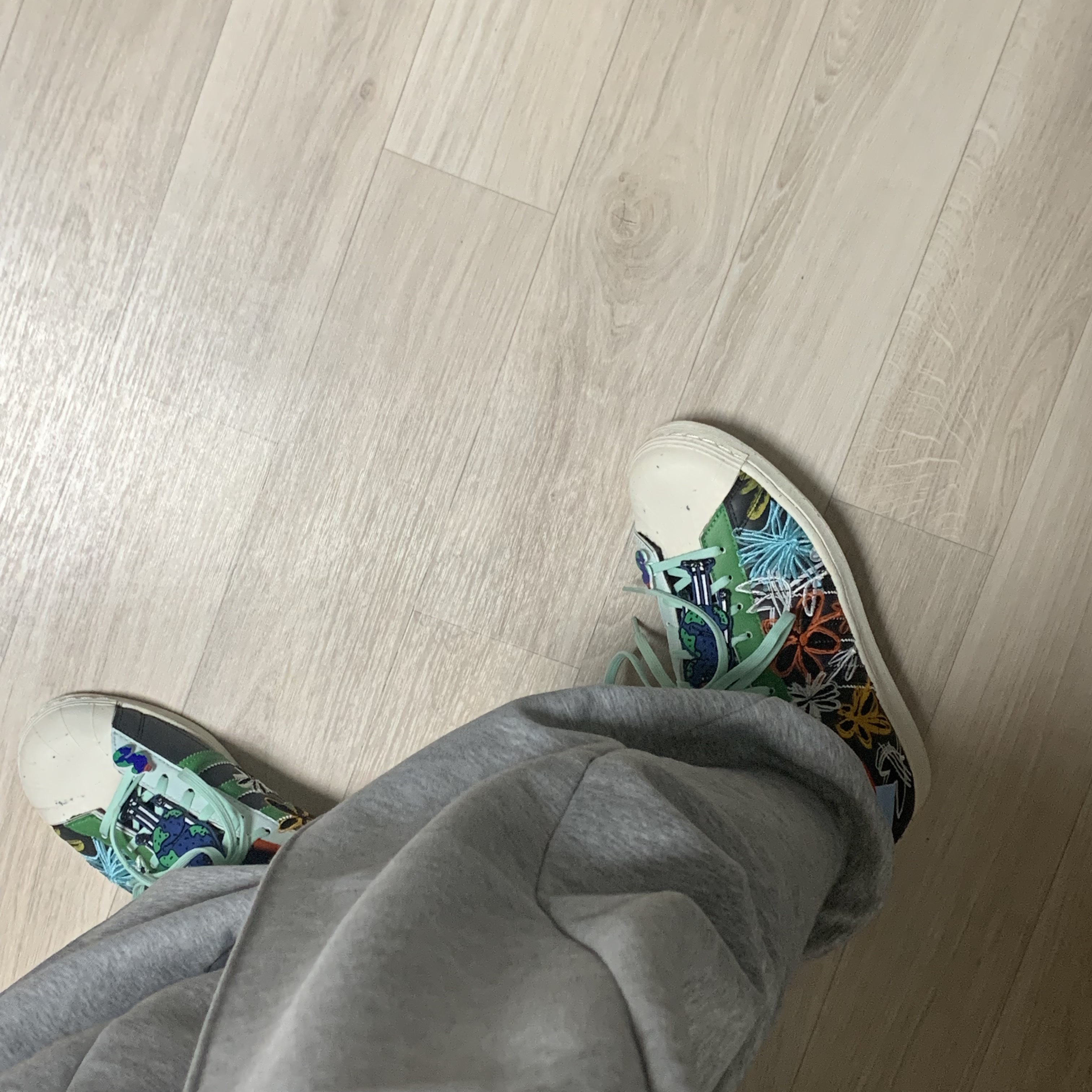 Adidas x Sean Wotherspoon Superstar Superearth Black 착용 스타일 - 3