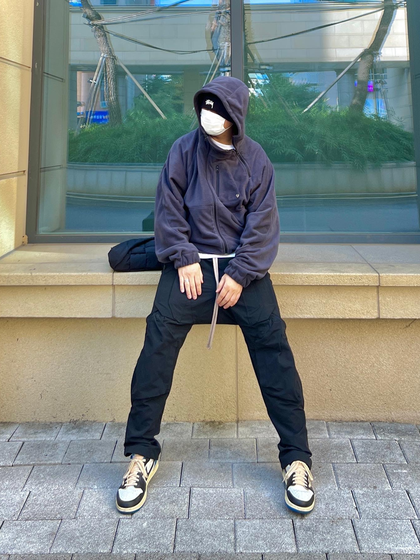 Jordan 1 x Travis Scott x Fragment Retro Low OG SP Military Blue 착용 스타일 - 2