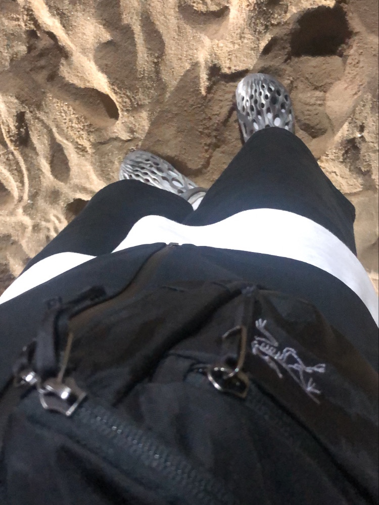 IAB Studio Long Sleeve Light Gray, Arc'teryx Mantis 1 Waistpack Black 착용 스타일 - 3