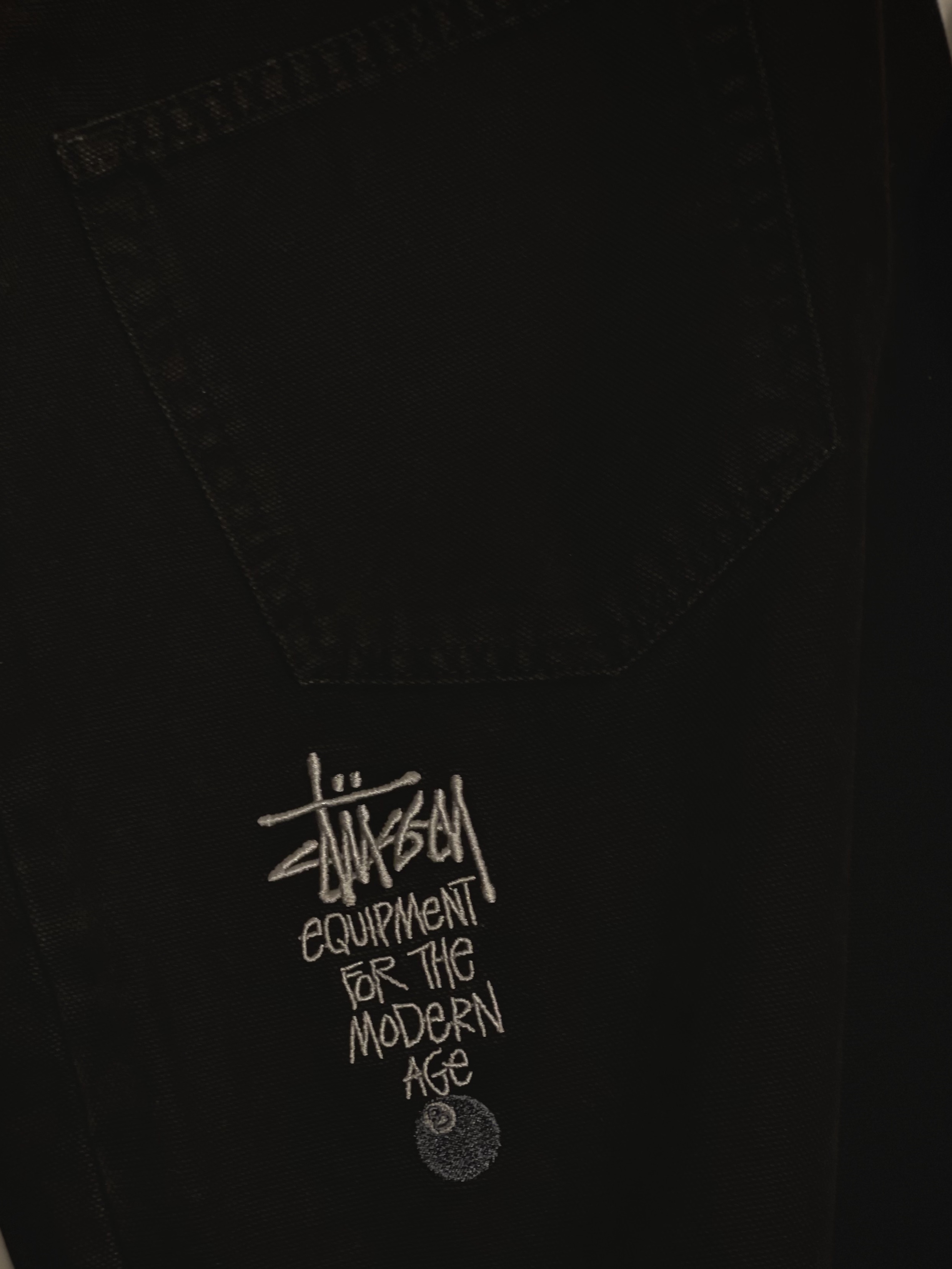 Stussy Washed Canvas Big OL' Jean Black 착용 스타일 - 2