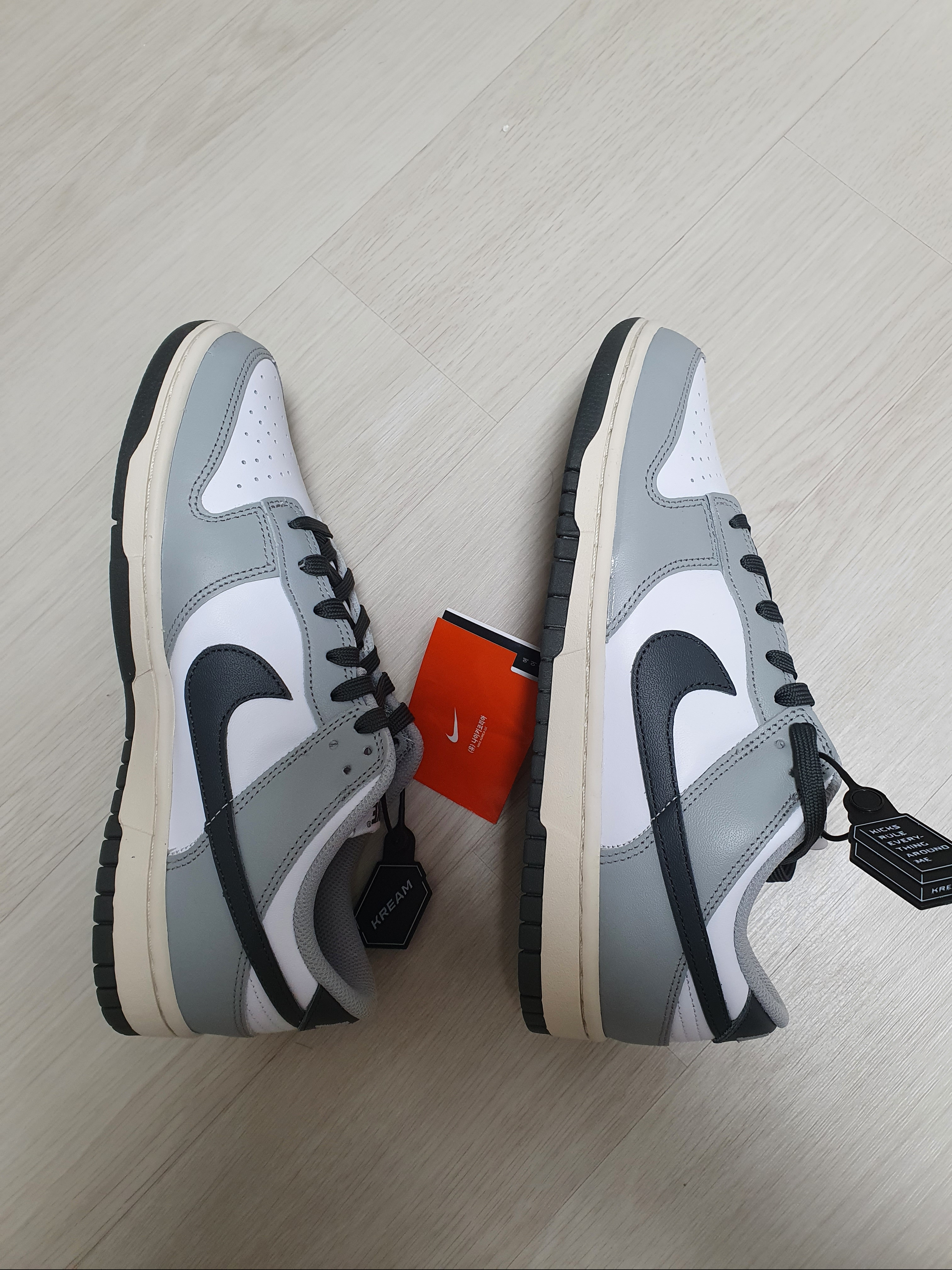 (W) Nike Dunk Low Light Smoke Grey 착용 스타일