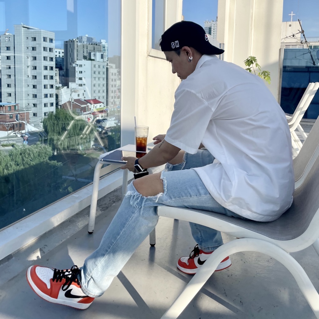 Jordan 1 Low OG Starfish 착용 스타일 - 5