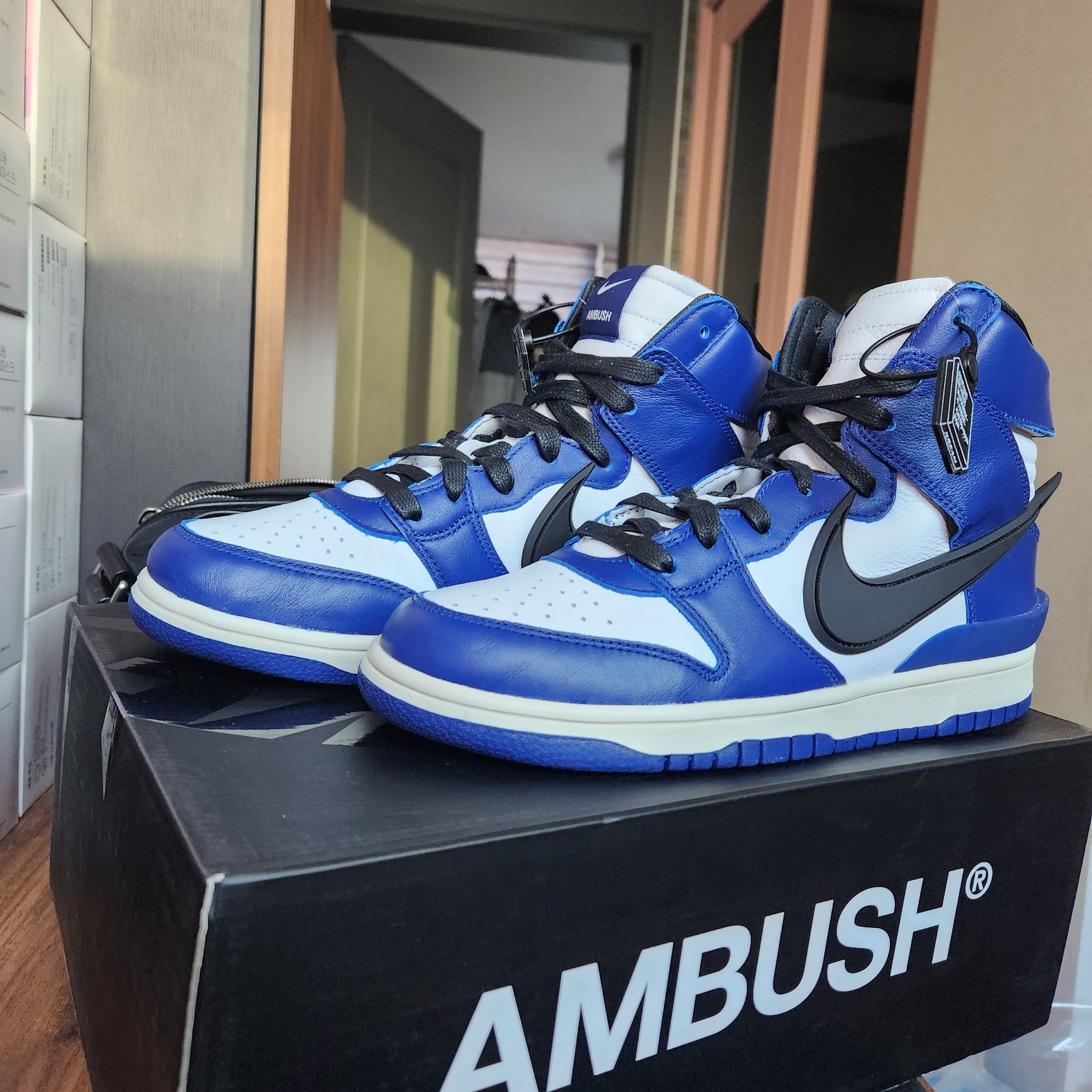 Nike x Ambush Dunk High Deep Royal Blue 착용 스타일 - 1