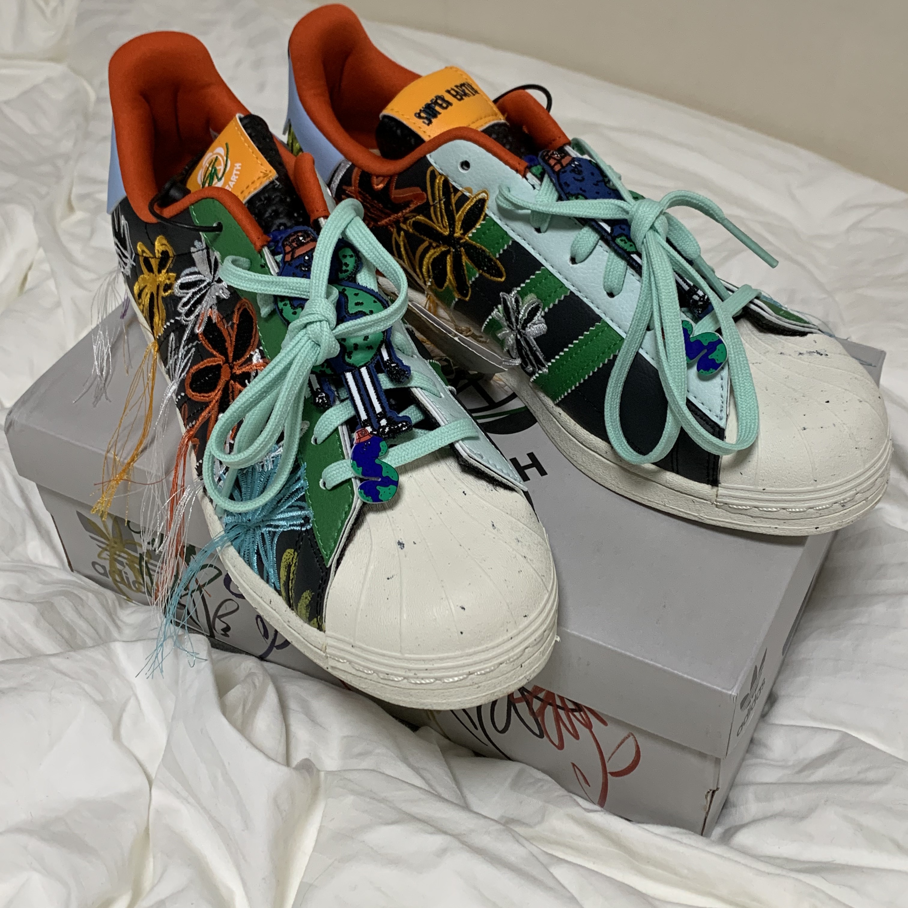 Adidas x Sean Wotherspoon Superstar Superearth Black 착용 스타일 - 1