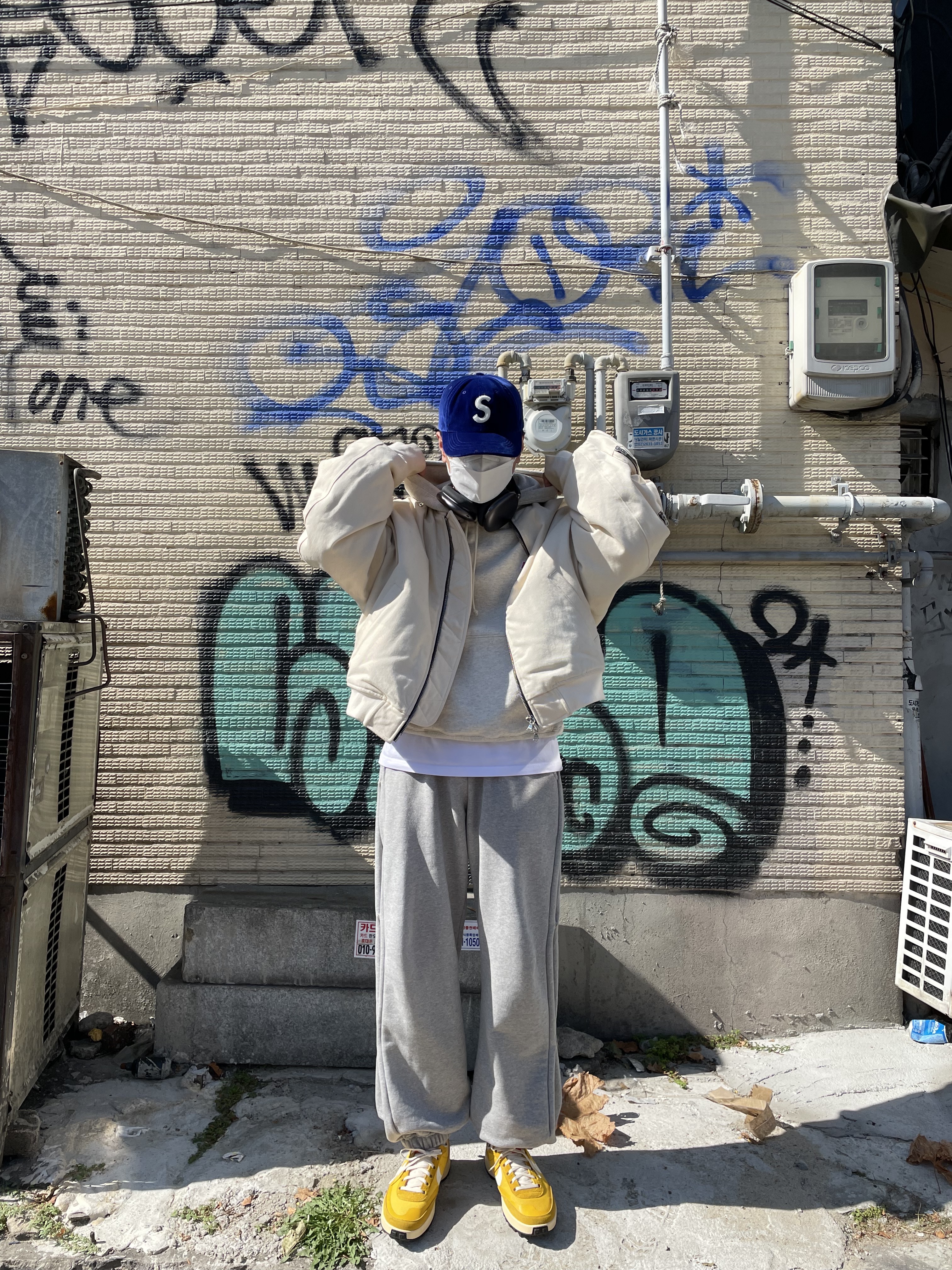 Supreme Velvet S Logo 6-Panel Cap Royal - 20FW, Nike x Tom Sachs General Purpose Shoe Archive 착용 스타일