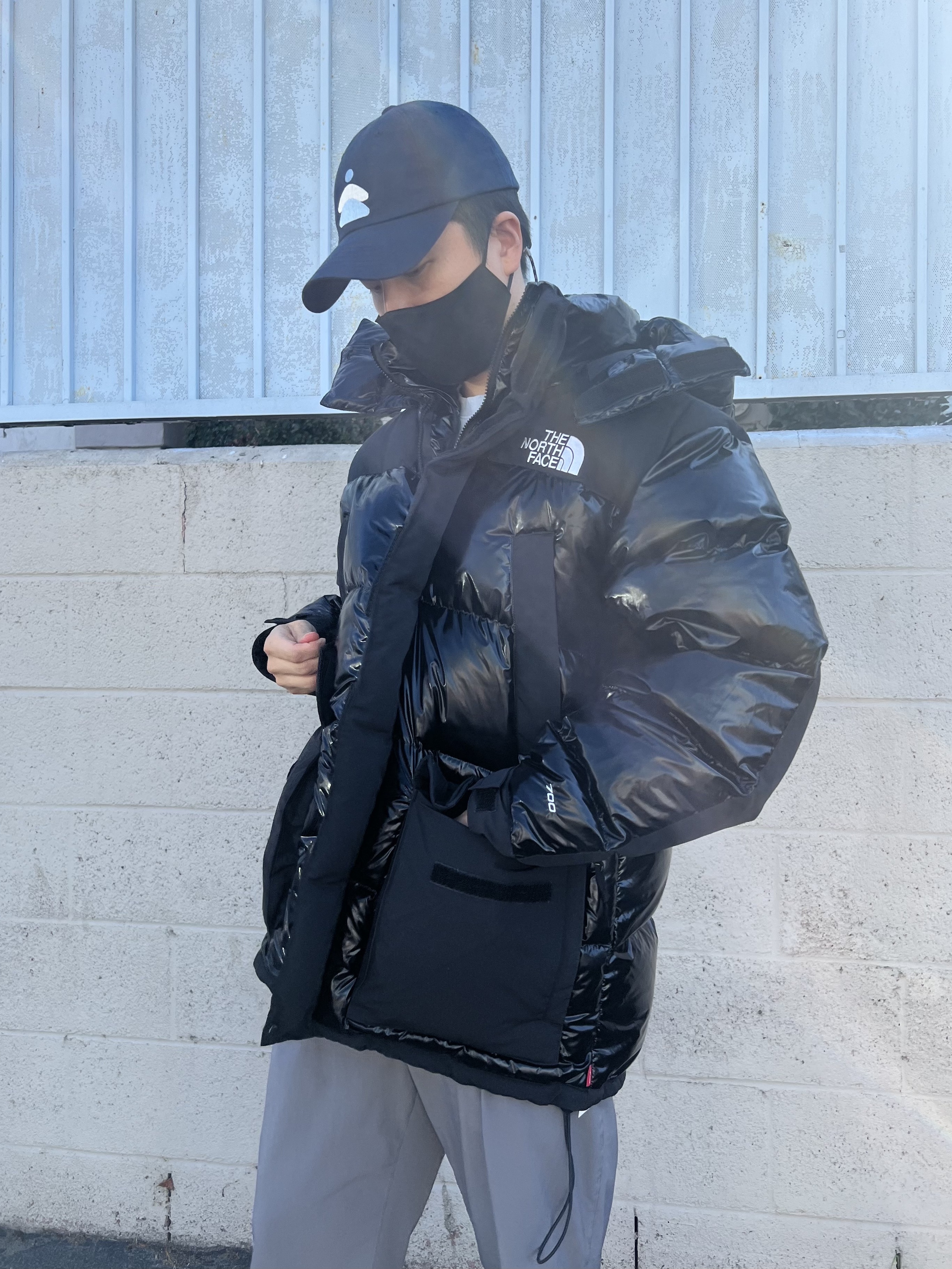 Supreme x The North Face 700-Fill Down Parka Black - 22FW 착용 스타일 - 1