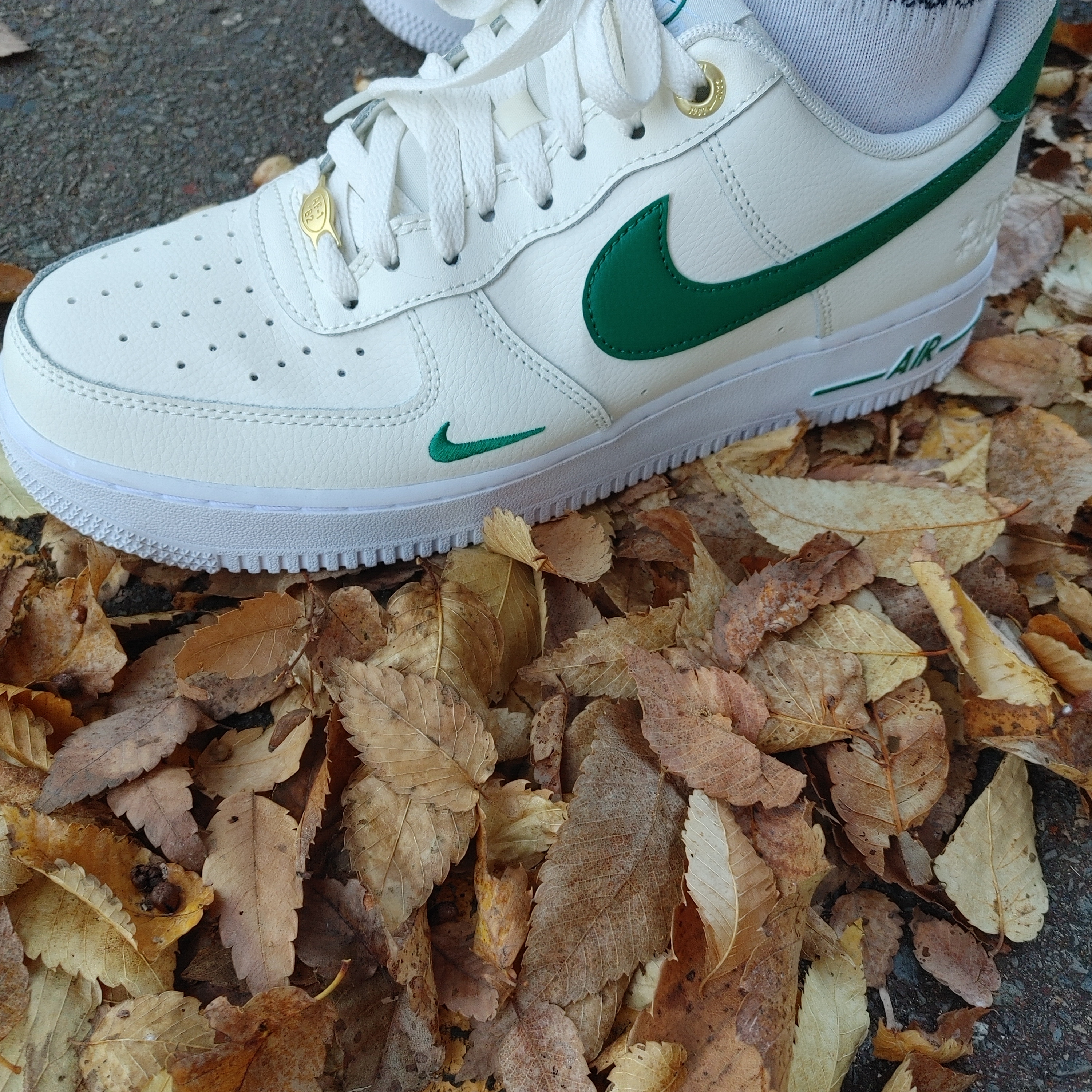 Nike Air Force 1 '07 LV8 40th Anniversary Join Forces Sail Malachite 착용 스타일
