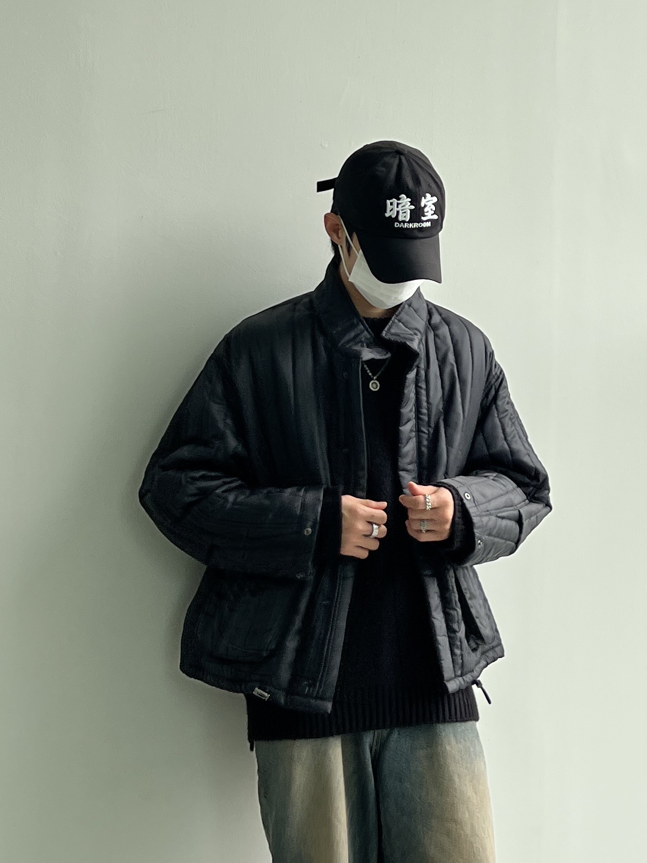 Darkr8m Studio White Logo Cap, Nike Air Force 1 '07 WB Flax 착용 스타일 - 1