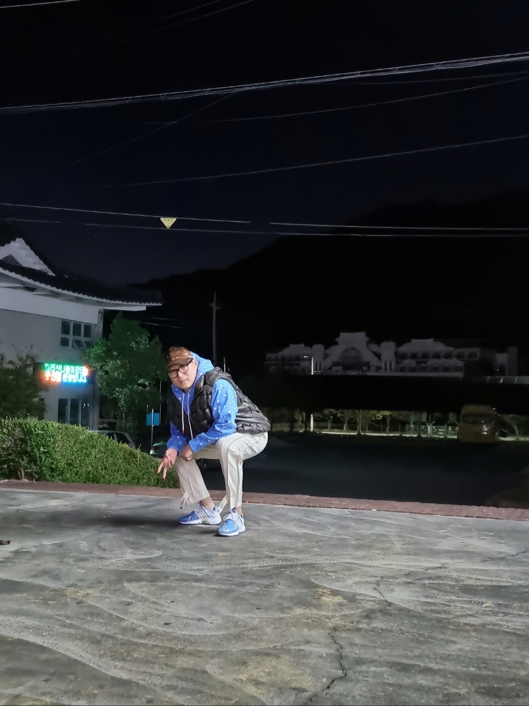 Nike x Hello Kitty Air Presto University Blue, Nike x Hello Kitty NRG Fleece Hoodie Blue - Asia 착용 스타일 - 3
